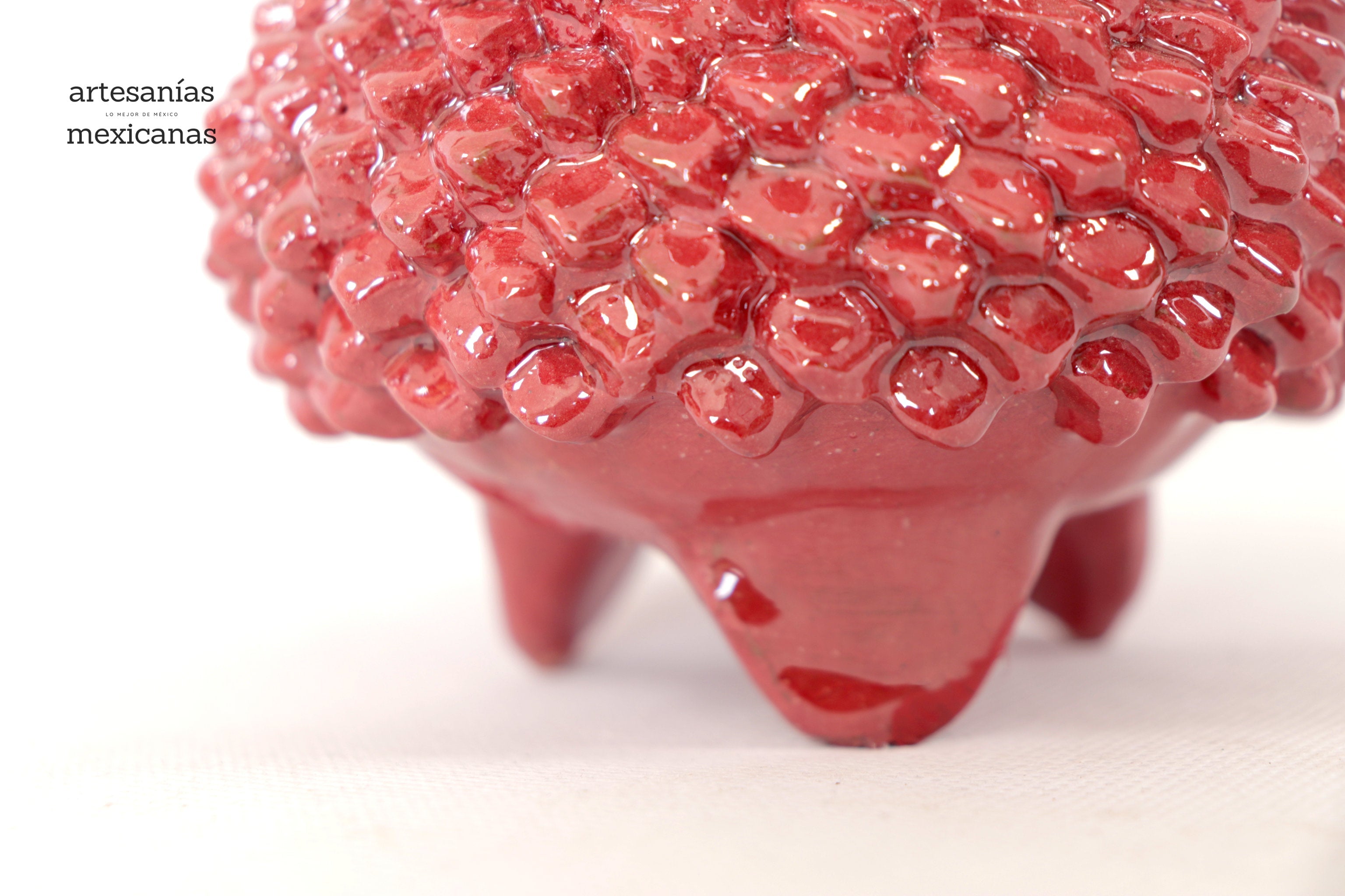 Red Pineapple Glazed Clay - 7.7 in. Juan Gtz