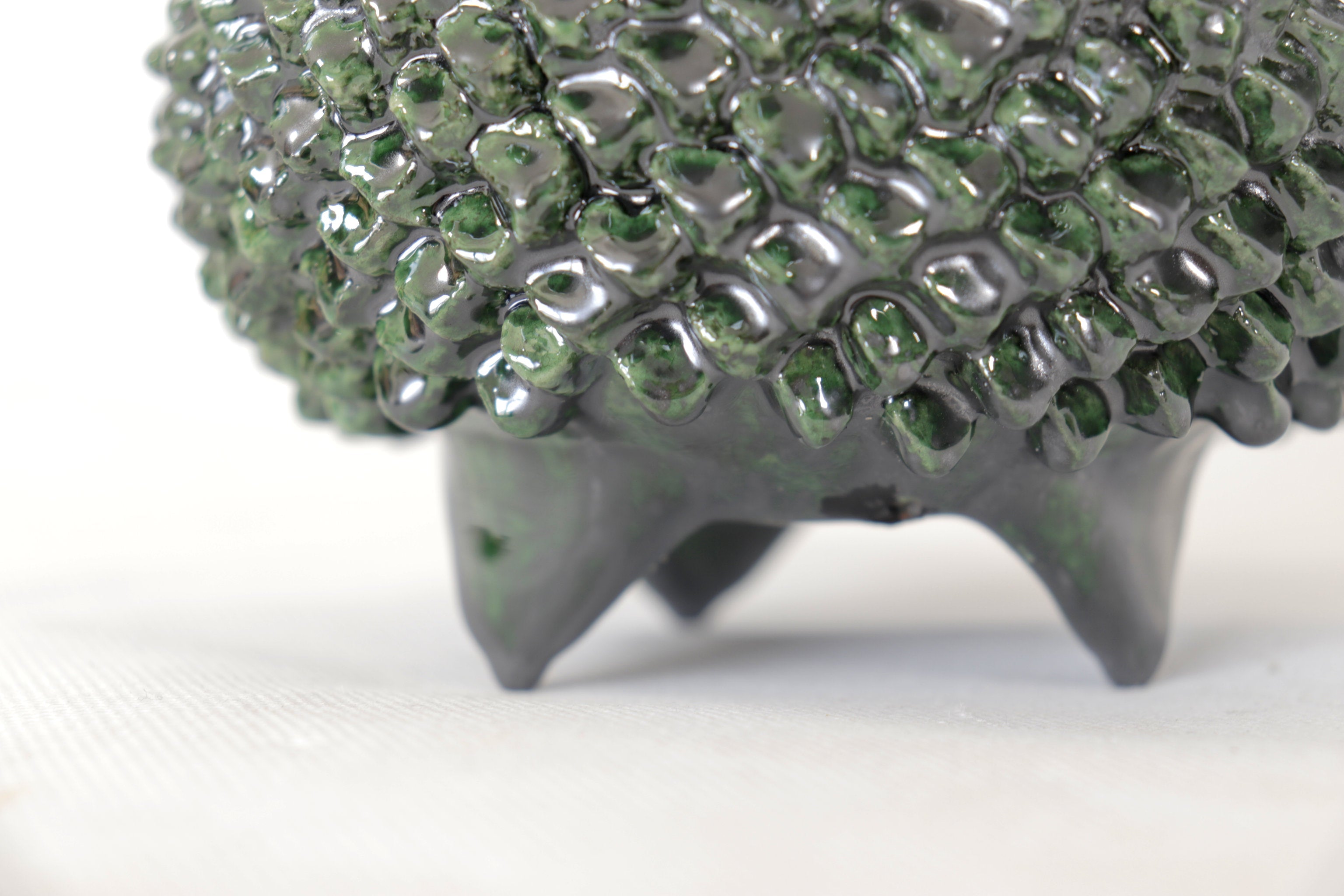 Green Pineapple with Spikes Glazed Clay - 8.6 in. Juan Gtz