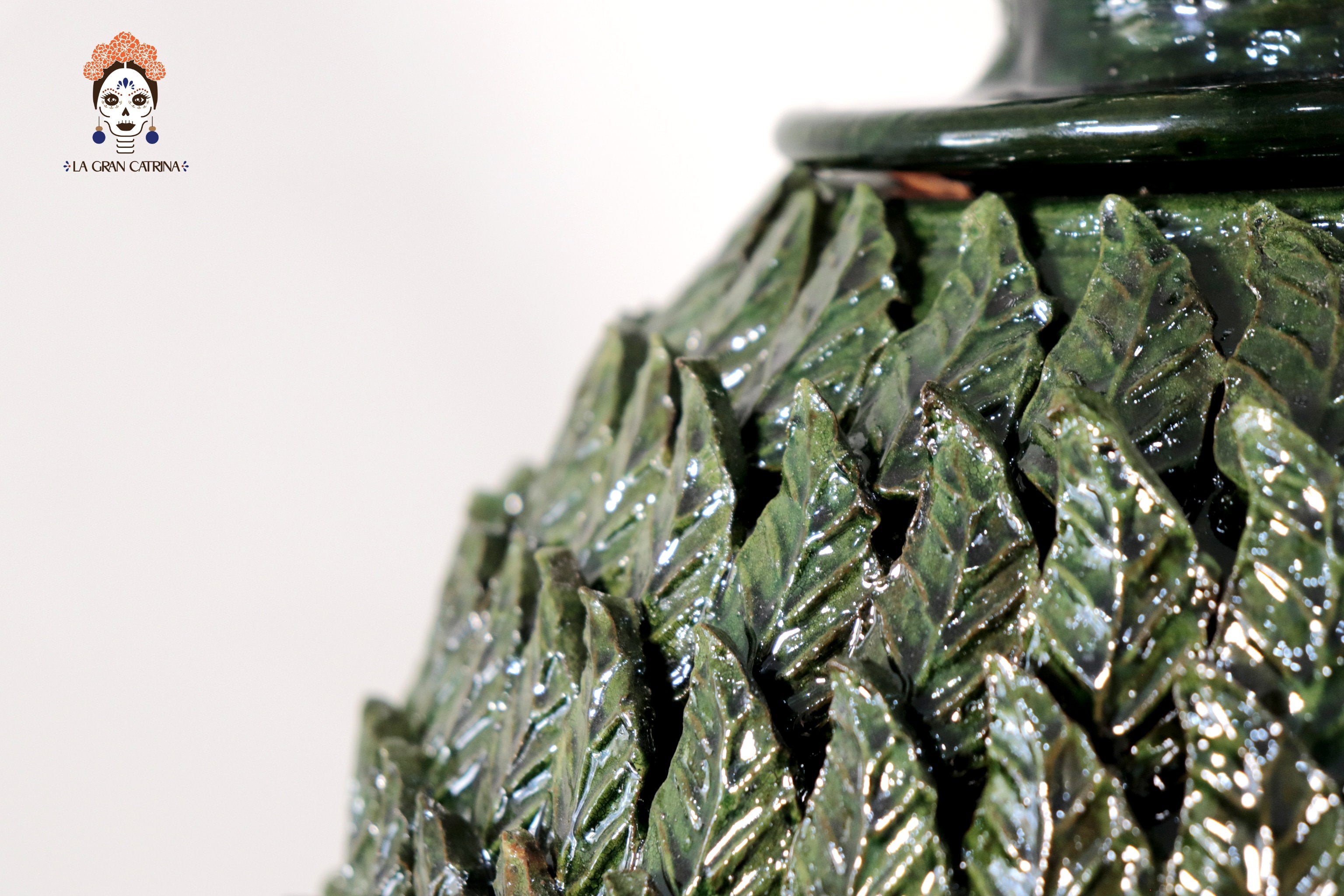 Michoacán Clay Pineapple - 27.5 in. - Green Juan Gtz