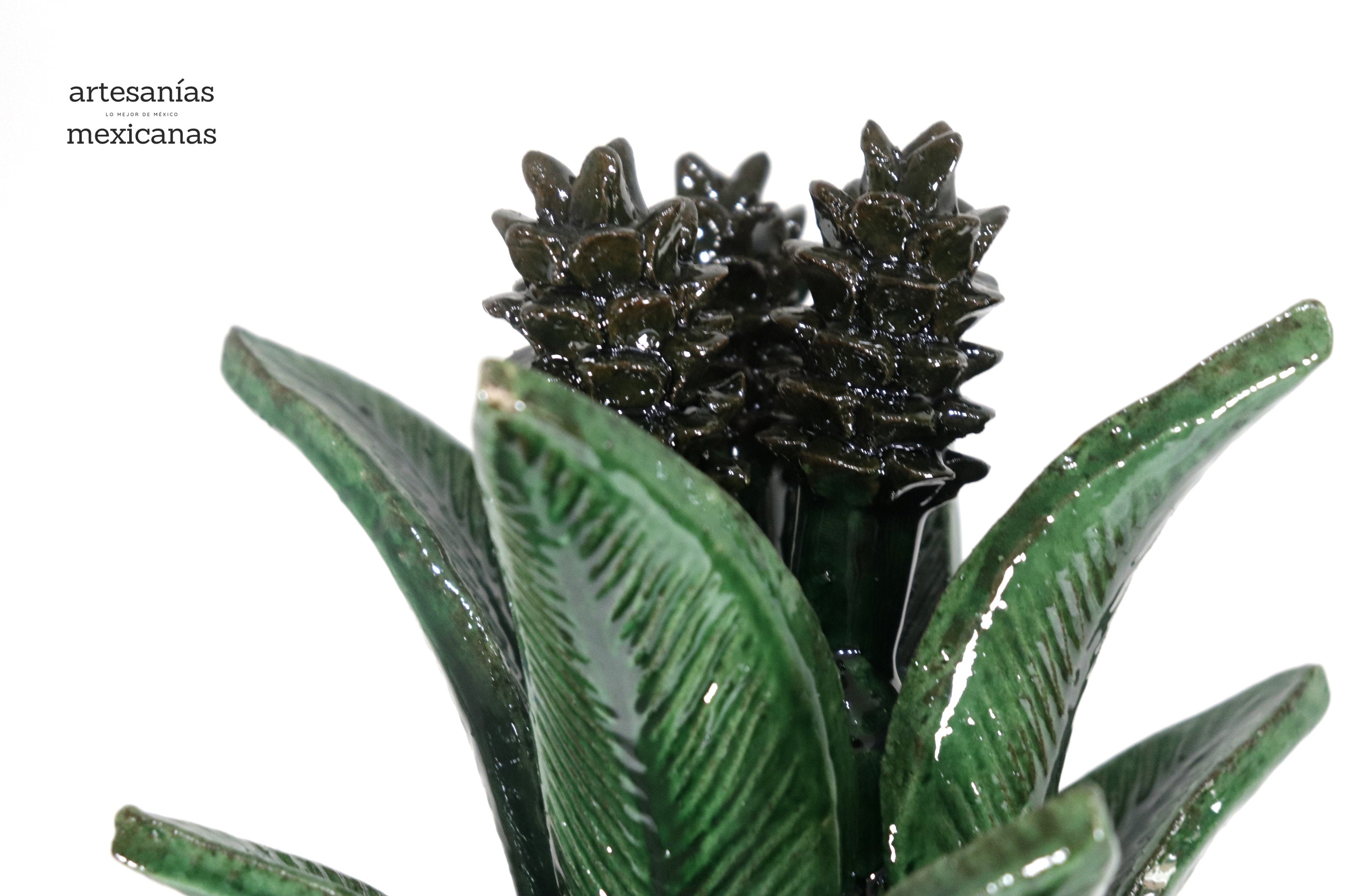 Michoacán Clay Pineapple - Spikes Green - 20 in. - in. Production Juan Gtz