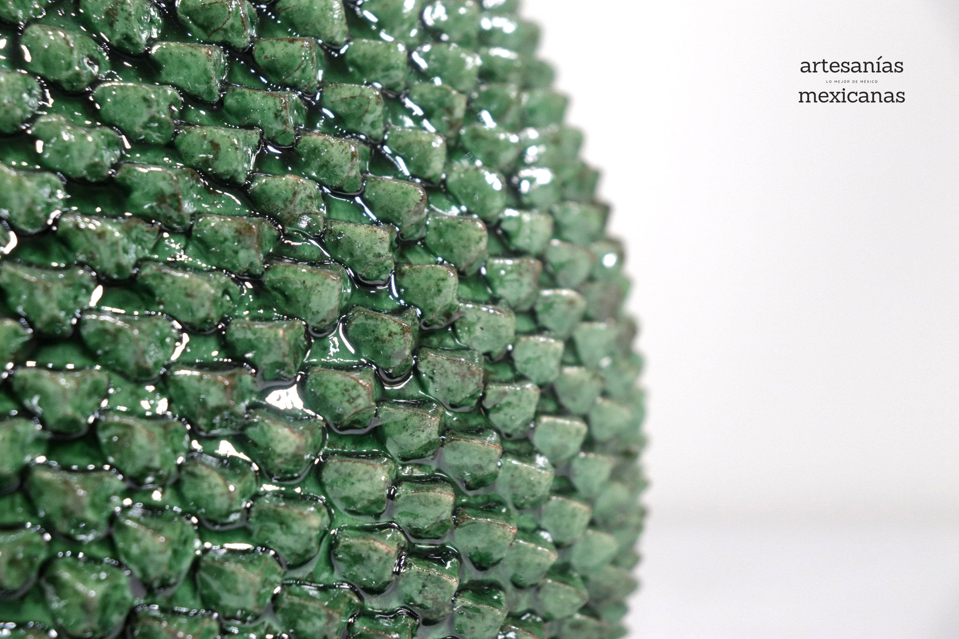 Michoacán Clay Pineapple - Spikes Green - 20 in. - in. Production Juan Gtz