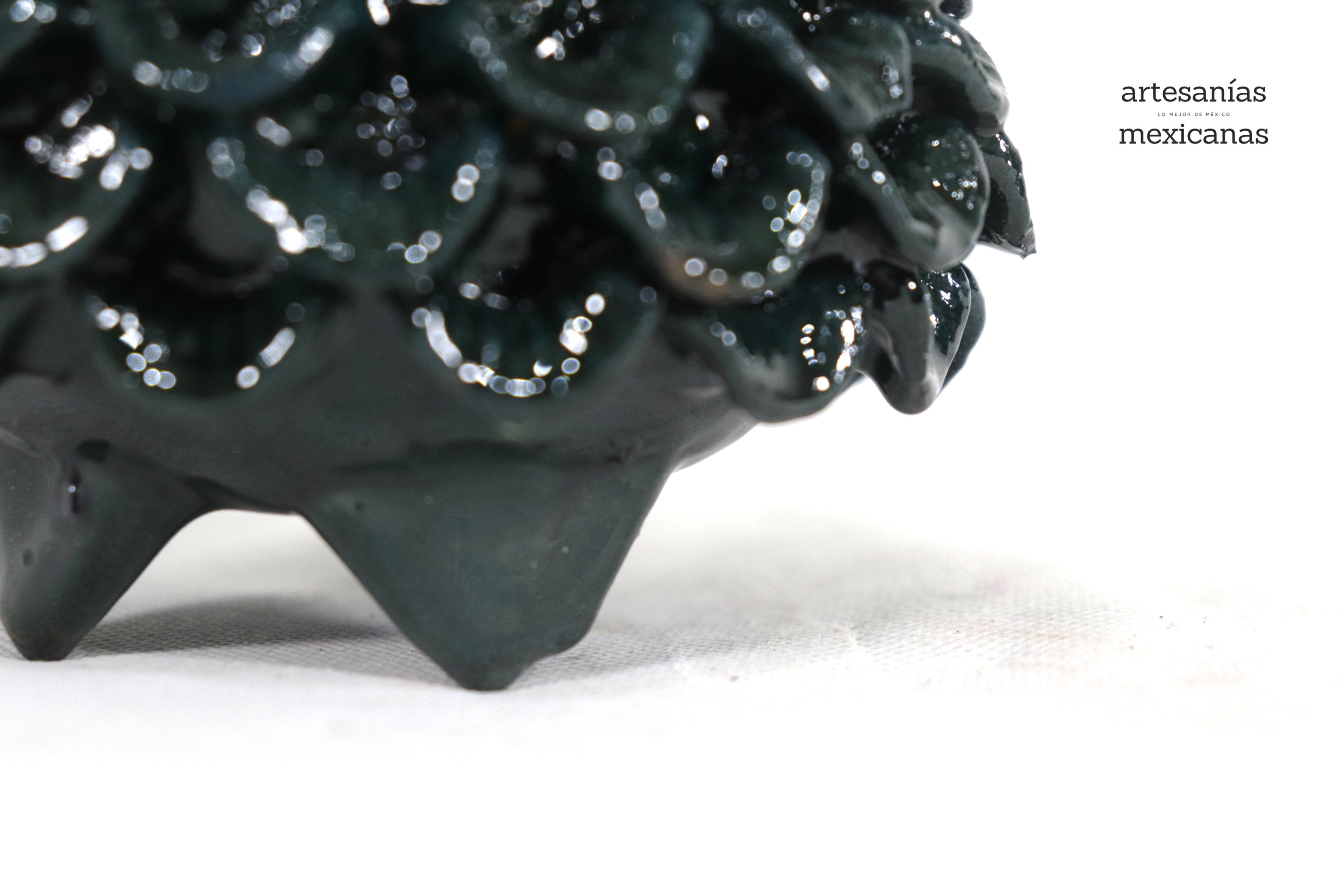 Michoacán Clay Pineapple - Green small petals and flowers - 7.7 in. - Made to Order +10 Pcs. Juan Gtz