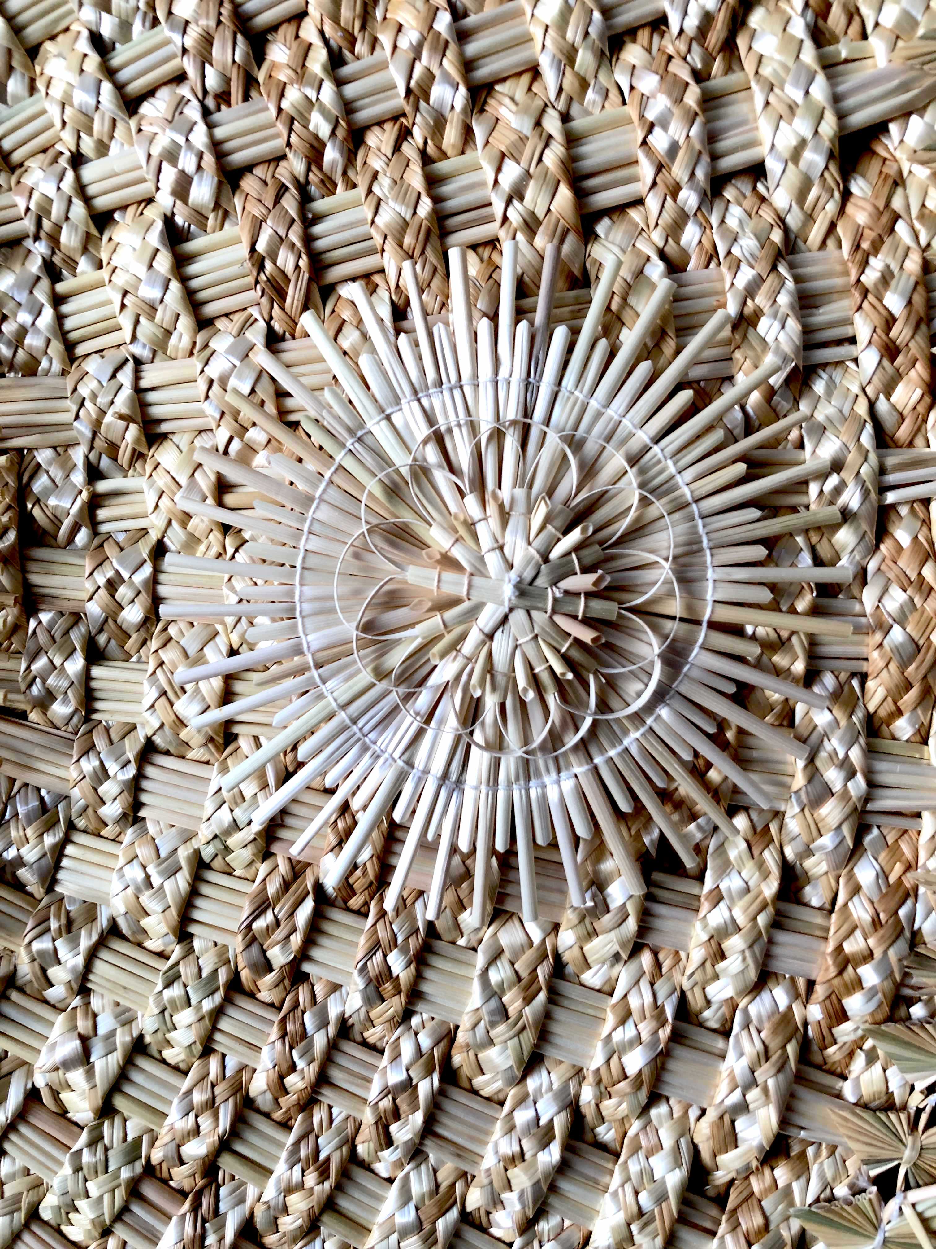 Wheat Straw Wall Circle - Fortaleza - 40 in. Panikua
