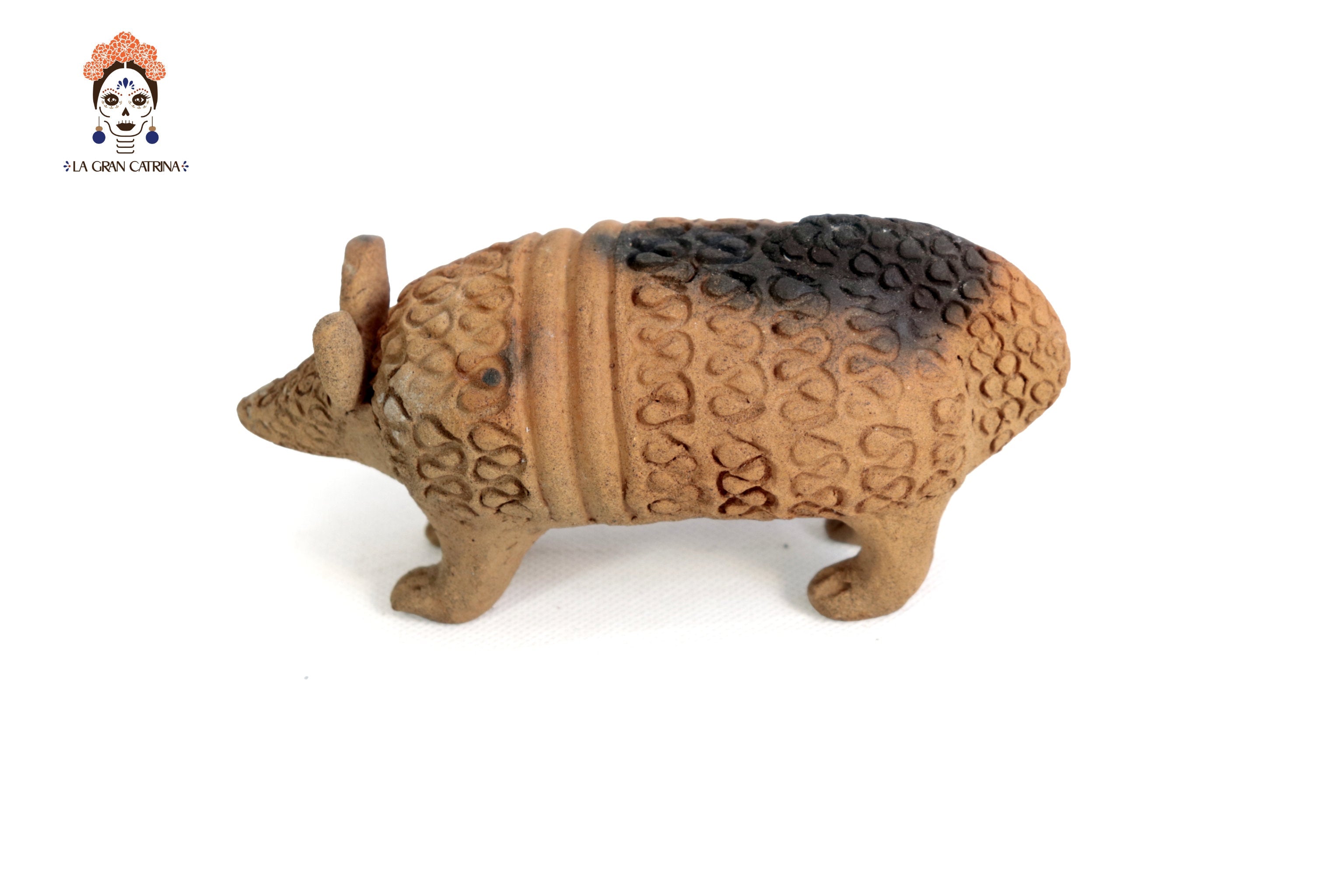 Armadillo with Young of Natural Clay - 11 in. Zipiajo