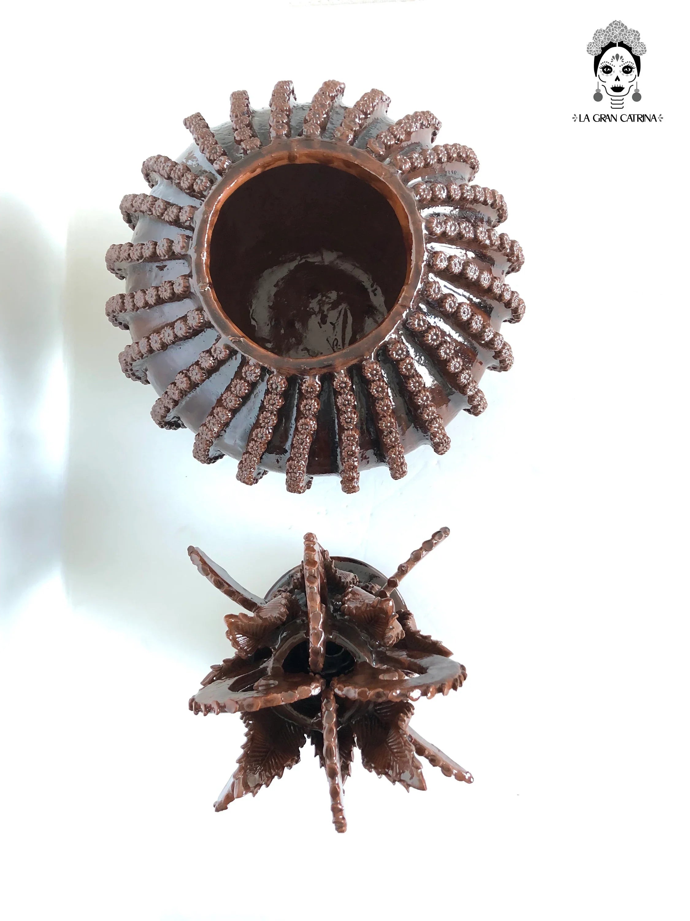 Michoacán Clay Pineapple - Fine Piece with Cross Lid - 23 in. Juan Gtz