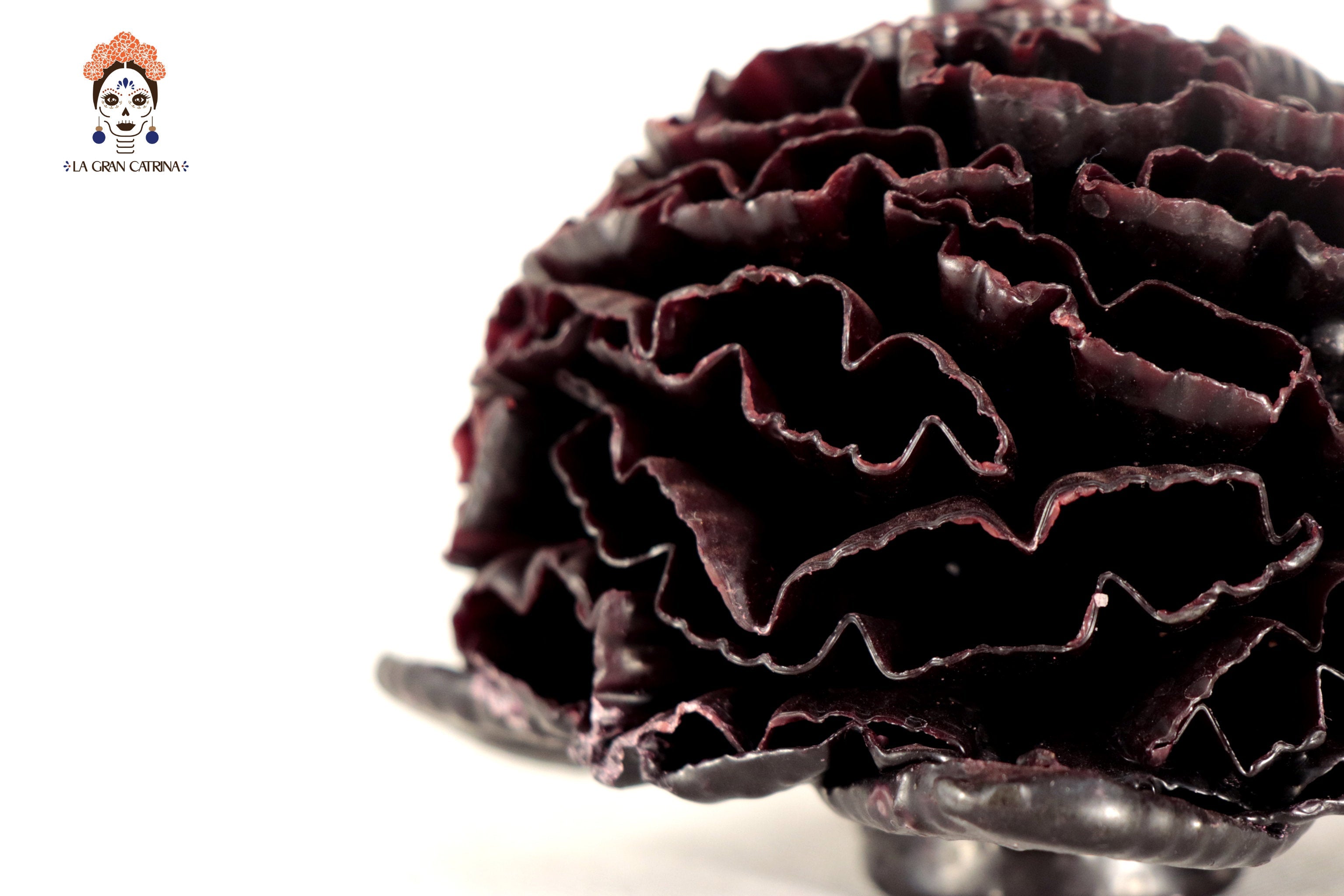 Sculpted Candle - Petals Burgundy - 6.6 in. Viviana