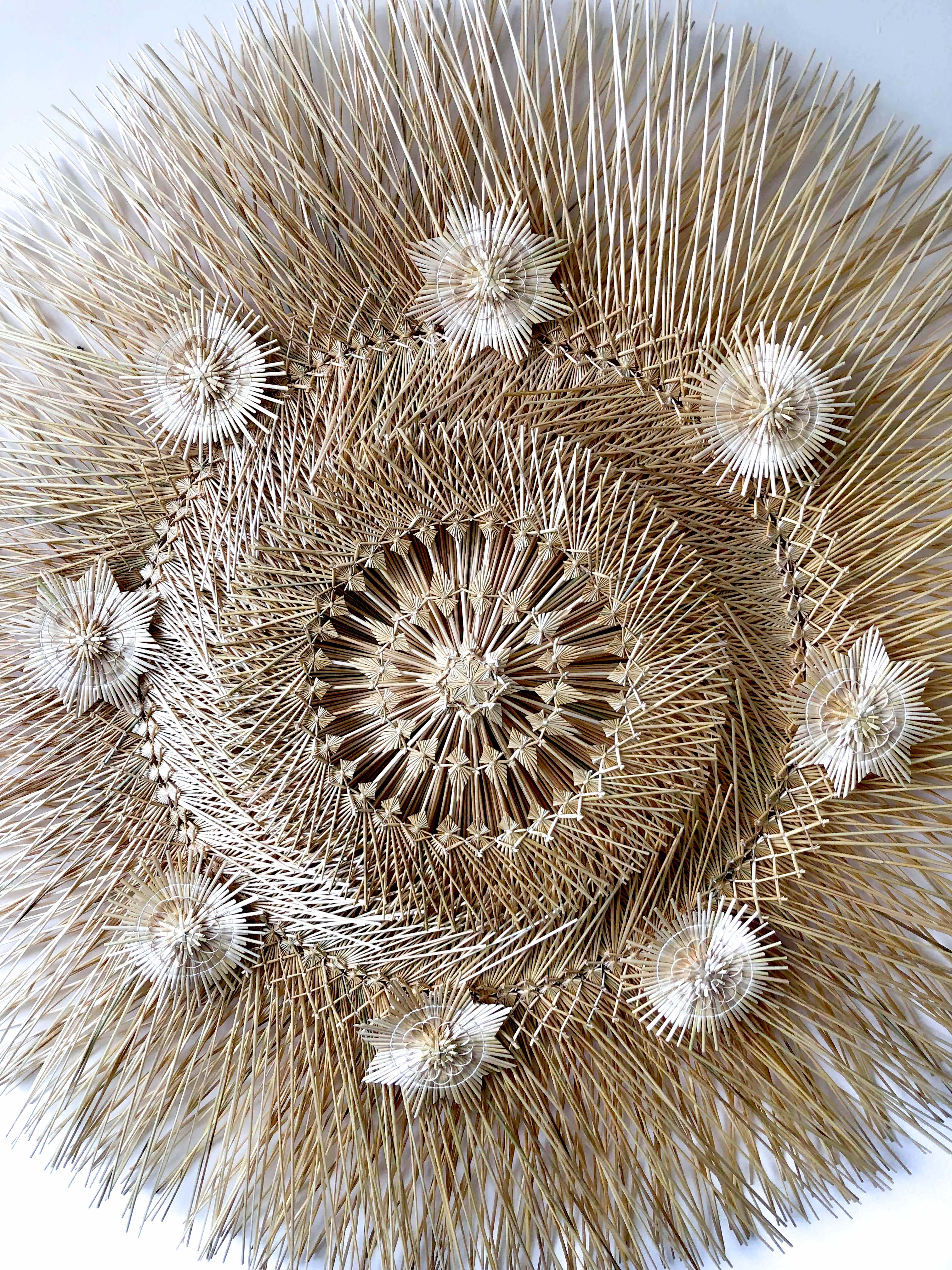 Wheat Straw Wall Circle - 40 in. Panikua