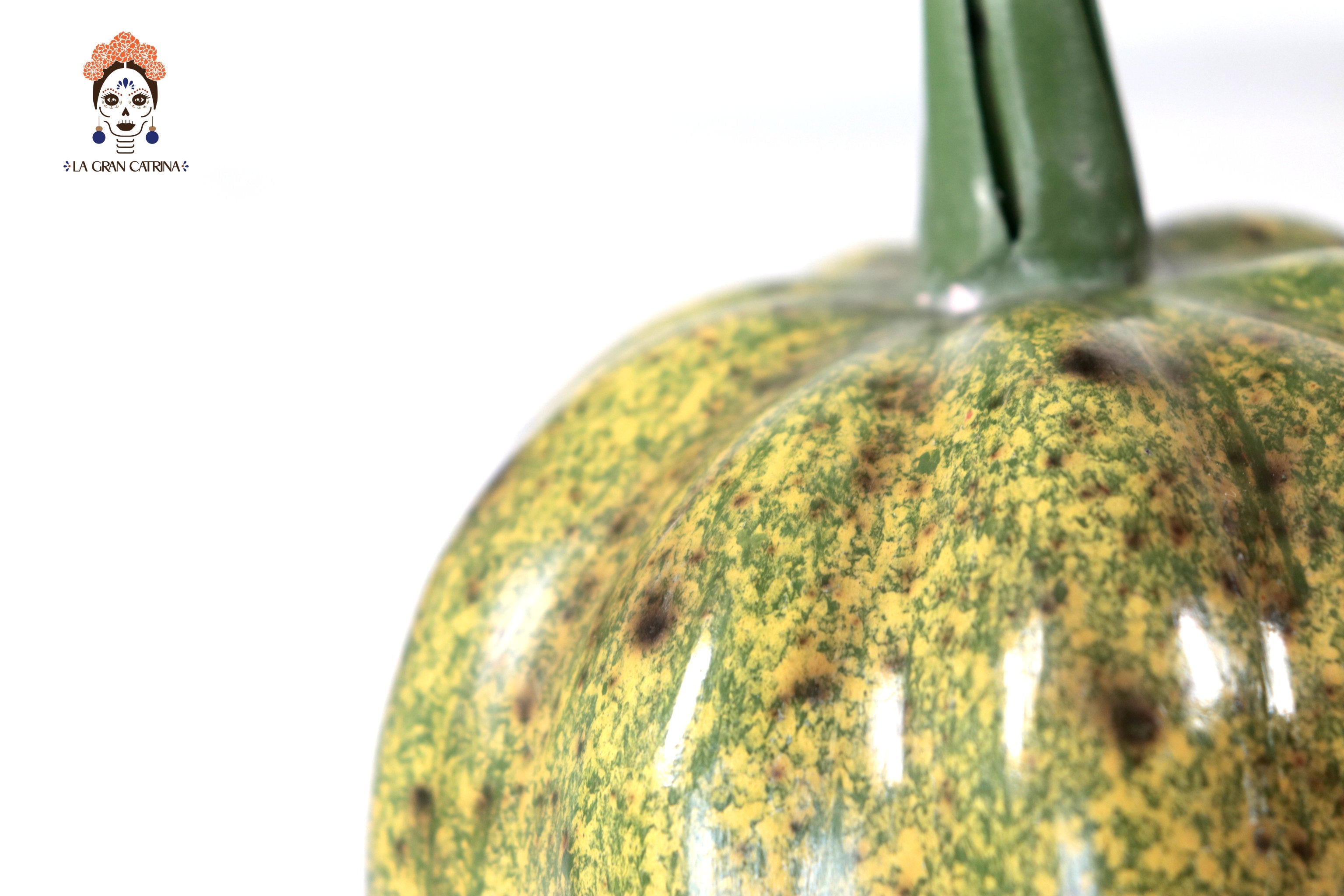 Set 3 Pumpkins Handcrafted Decorative Greens - 8.7 in. Trejo