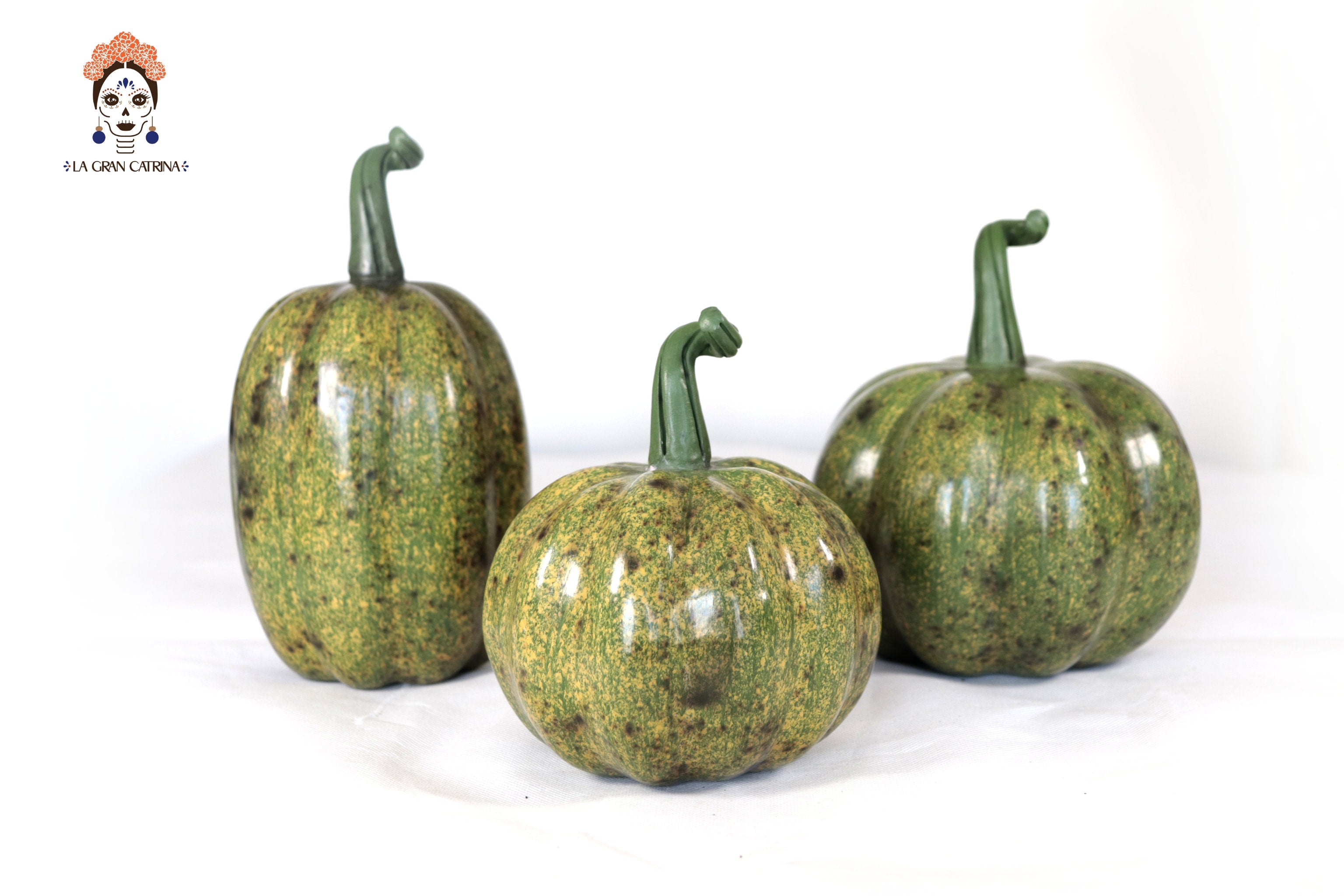 Set 3 Pumpkins Handcrafted Decorative Greens - 8.7 in. Trejo