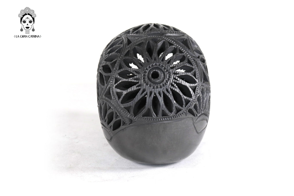 Black Clay Skull 7.1 in. Tere Oax