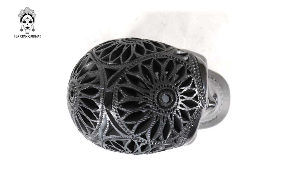 Black Clay Skull 7.1 in. Tere Oax
