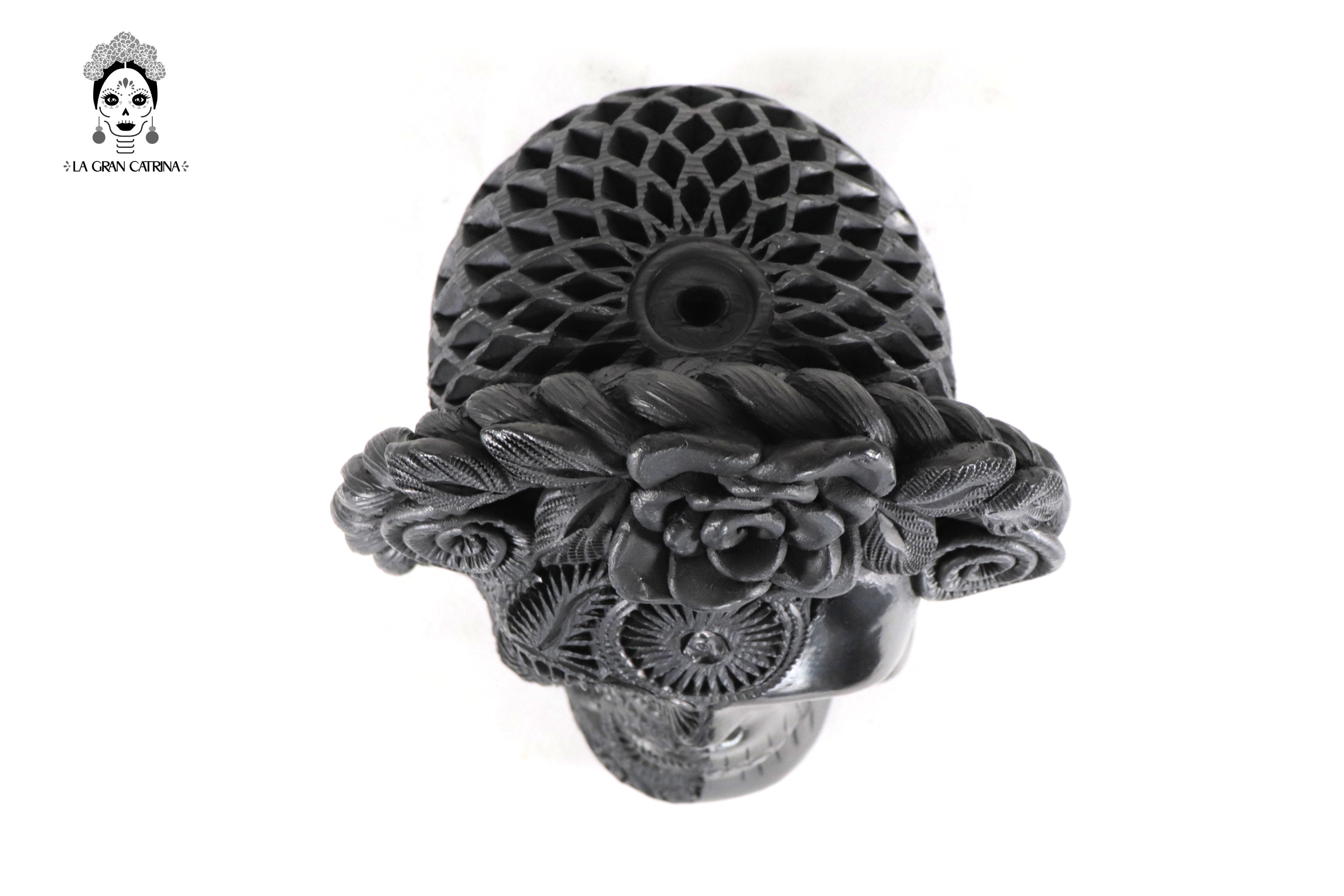 Black Clay Skull with Flowers 7.9 in. Tere Oax