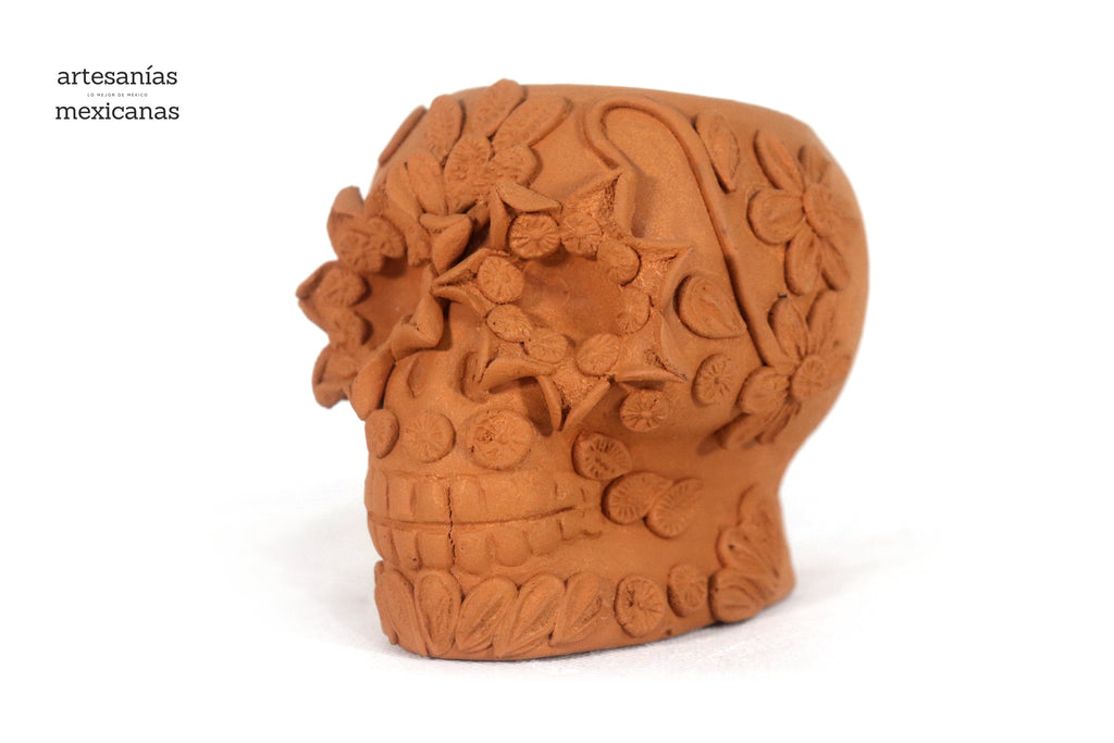 Planter Skull Natural Clay with Flowers Relieve - 3.9 in. Brenda Capula