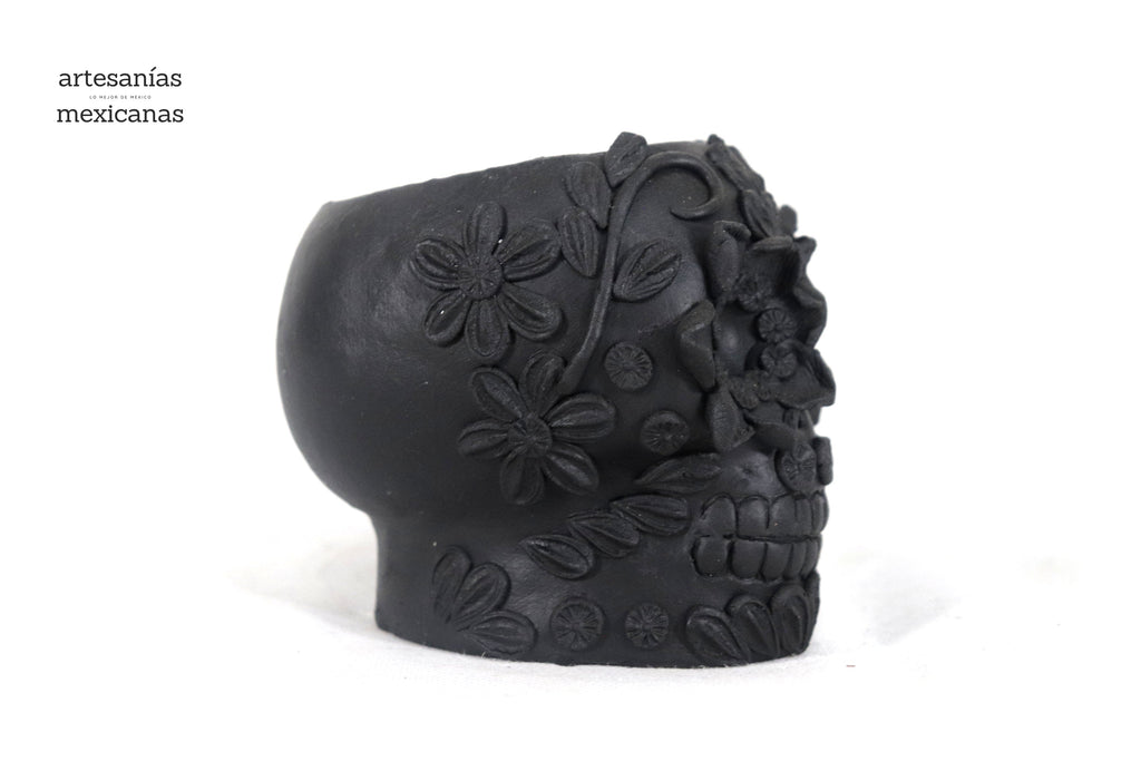 Planter Skull Black Clay with Flowers Relieve - 3.9 in. Brenda Capula