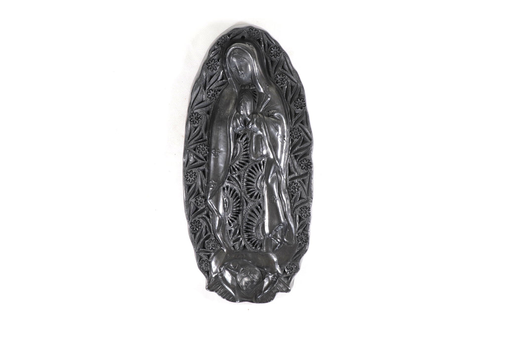 Virgin of Guadalupe en Black Clay 12.6 in. Tere Oax