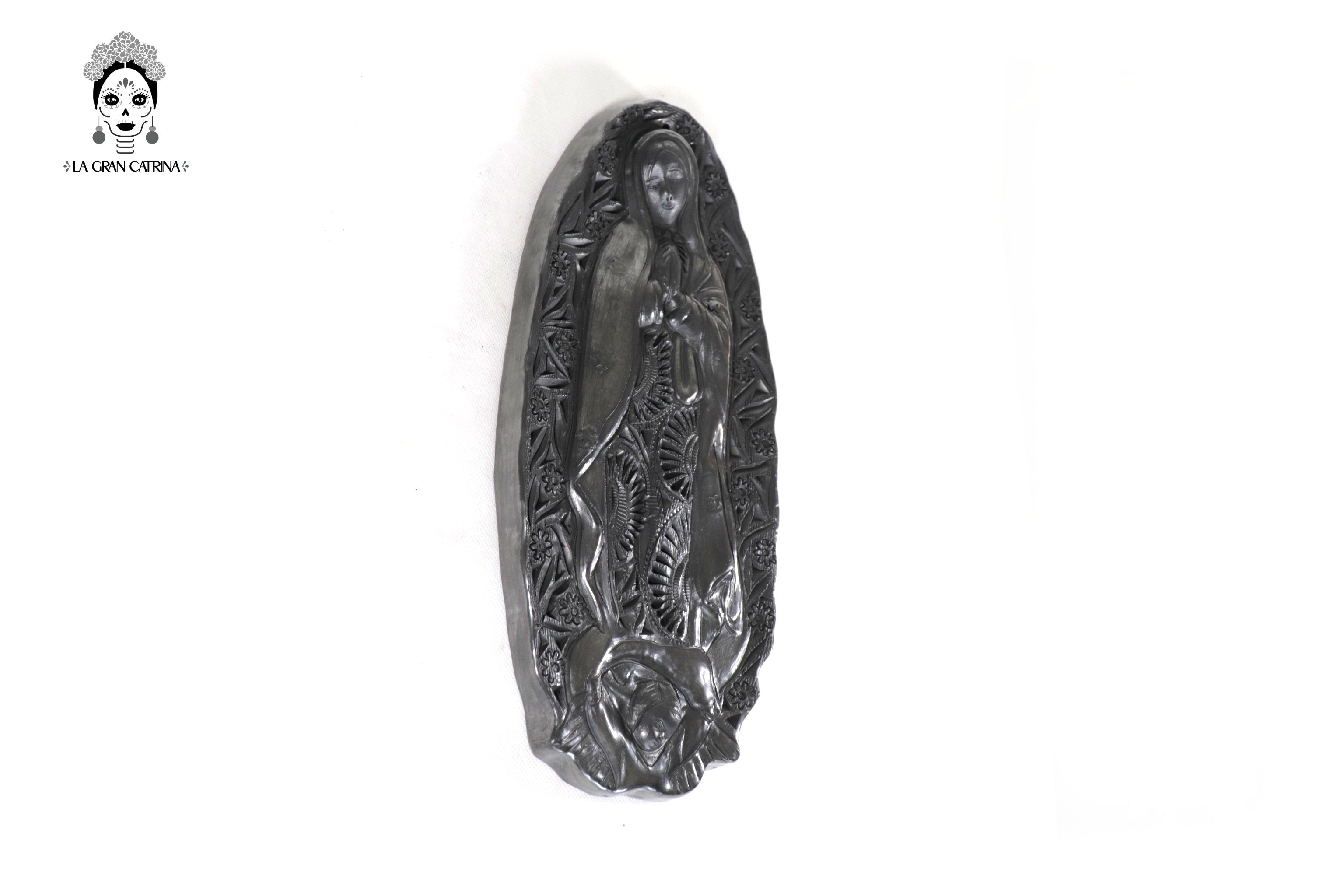 Virgin of Guadalupe en Black Clay 12.6 in. Tere Oax