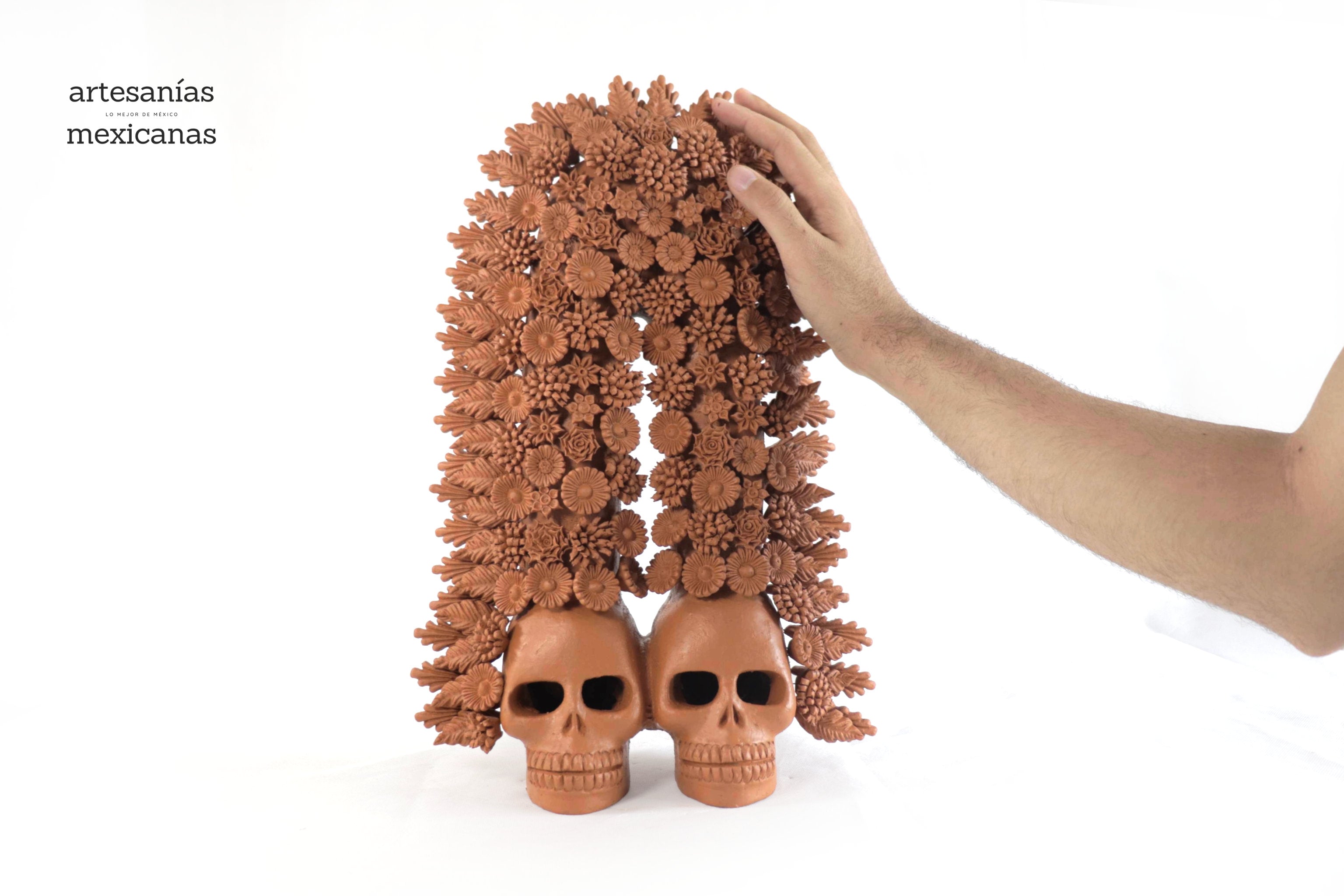 Arch of skulls and flowers - 16.5 in. Misael Jacobo