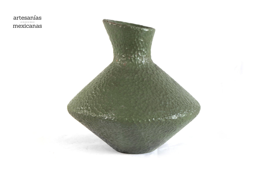 Vase moderno Clay martillado green - 10 in. Trejo