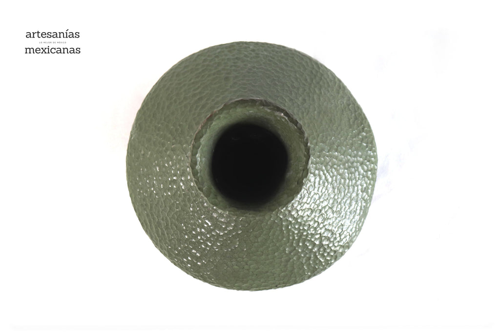 Vase moderno Clay martillado green - 10 in. Trejo