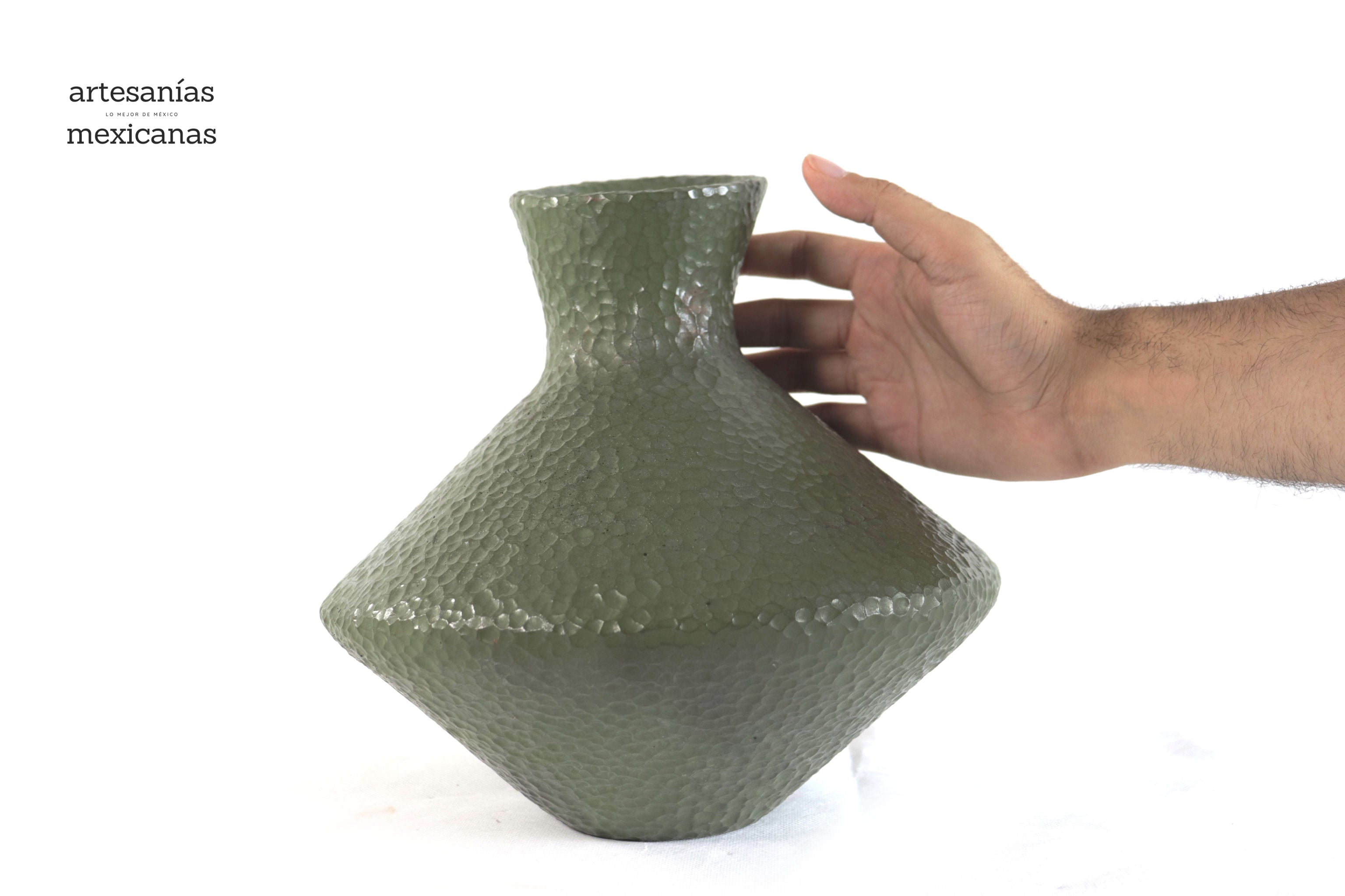 Vase moderno Clay martillado green - 10 in. Trejo