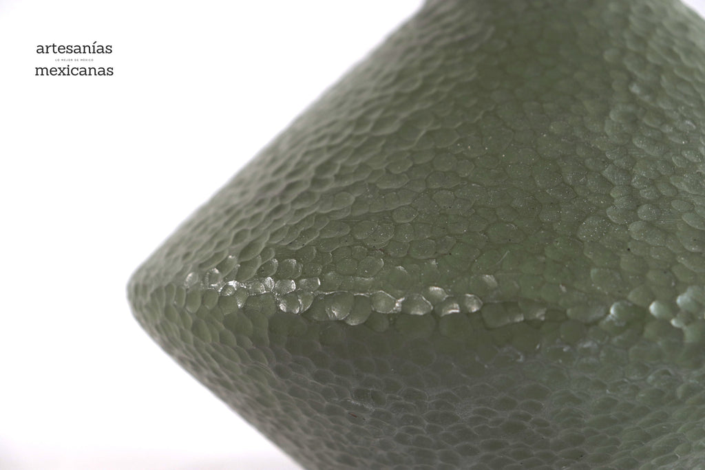 Vase moderno Clay martillado green - 10 in. Trejo