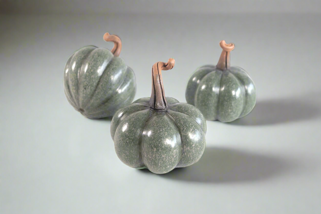 Set of 3 Pumpkins small green grayish Trejo