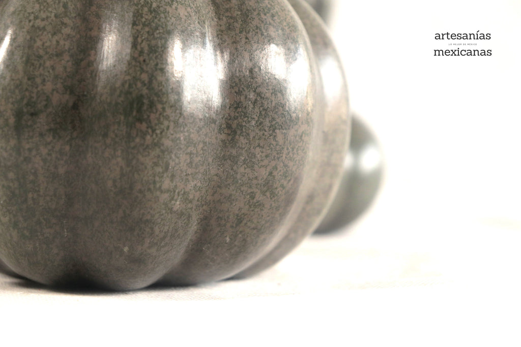 Set of 3 Pumpkins green grayish Trejo