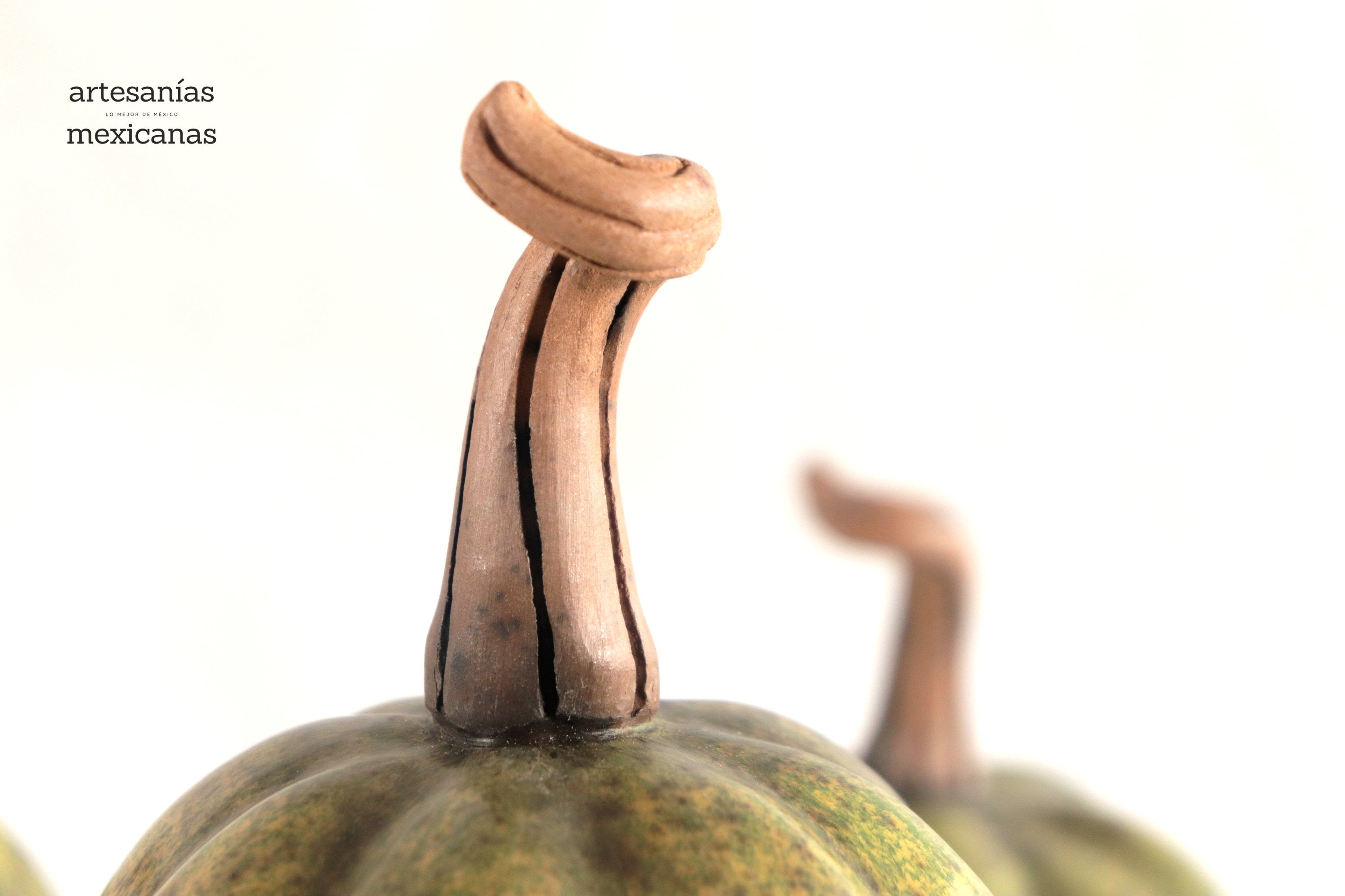 Set of 3 Pumpkins green ll Trejo