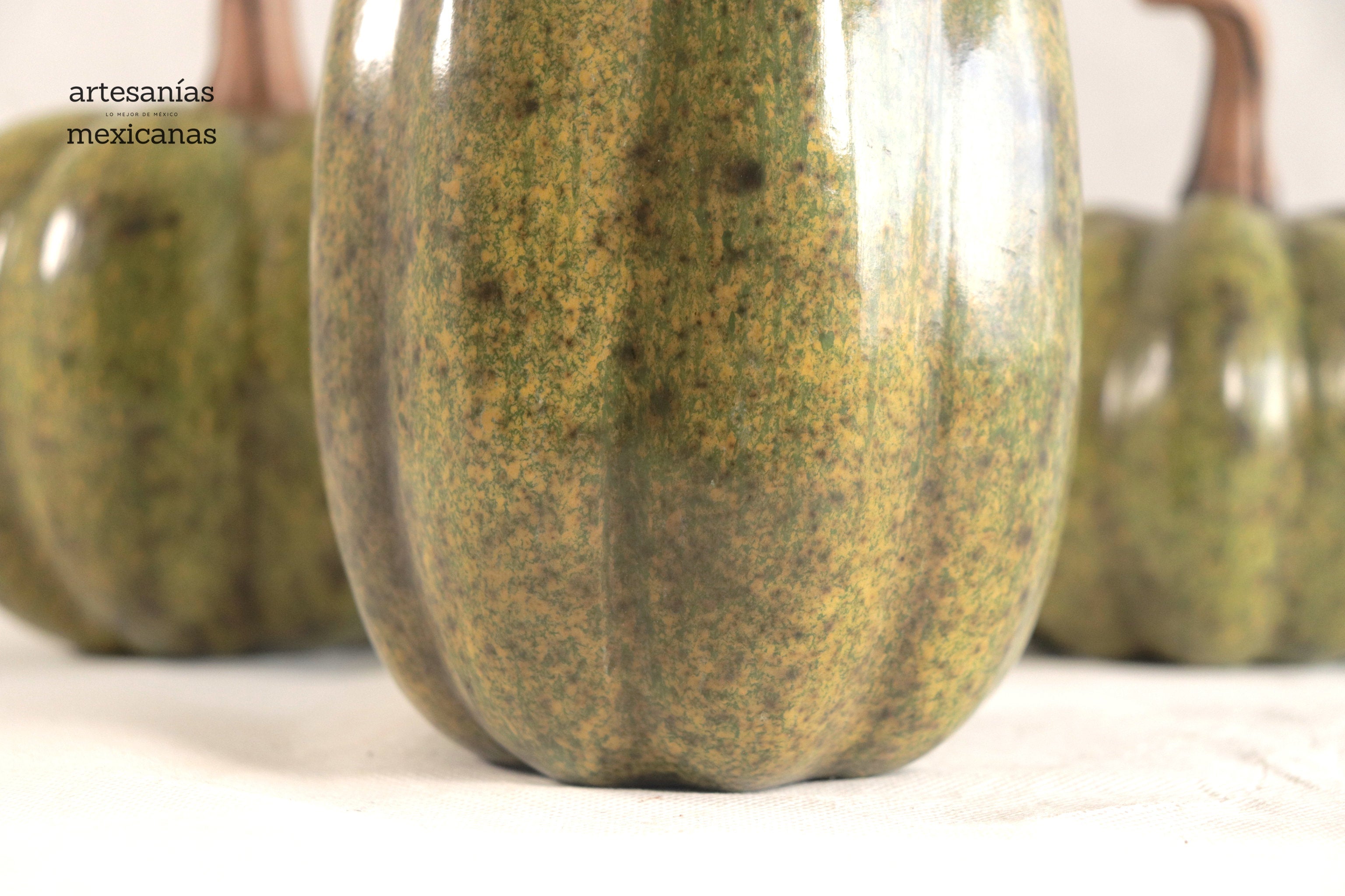 Set of 3 Pumpkins green ll Trejo