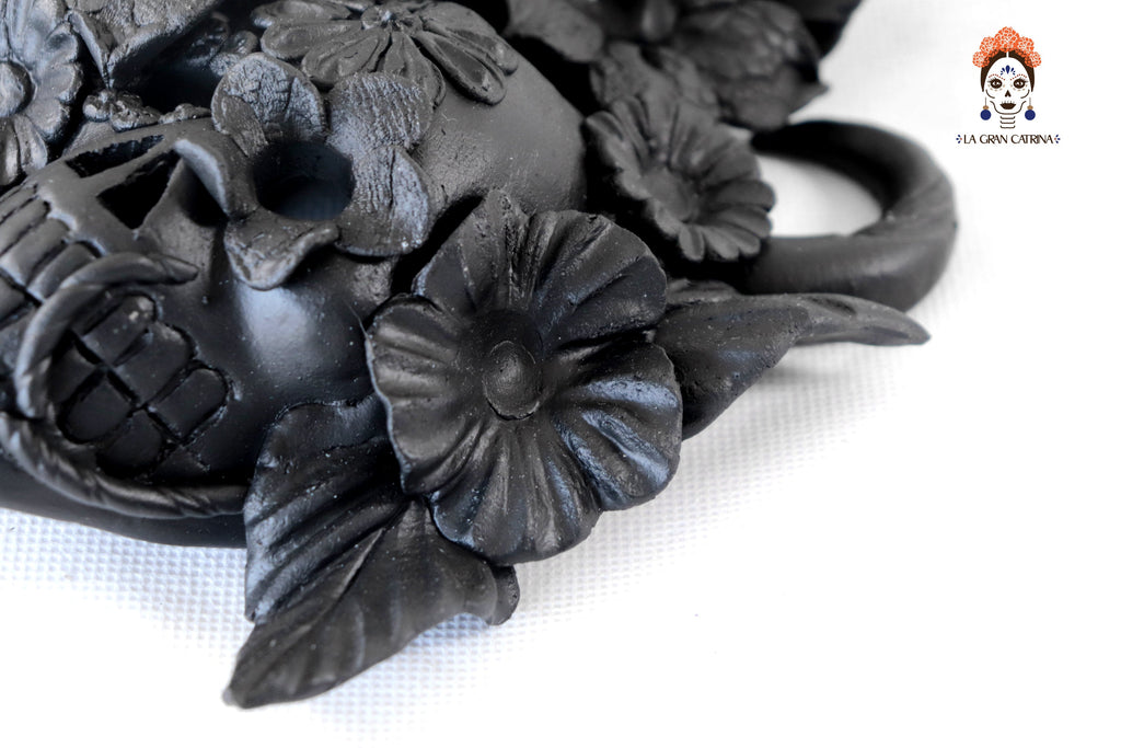 Skulls Blacks with Flowers I - 7.8 in. Brenda Capula