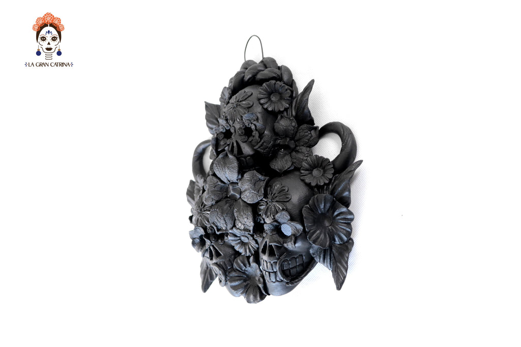Skulls Blacks with Flowers I - 7.8 in. Brenda Capula