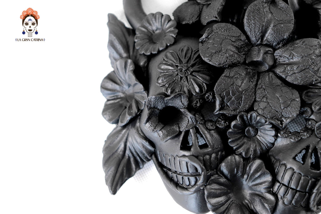 Skulls Blacks with Flowers I - 7.8 in. Brenda Capula
