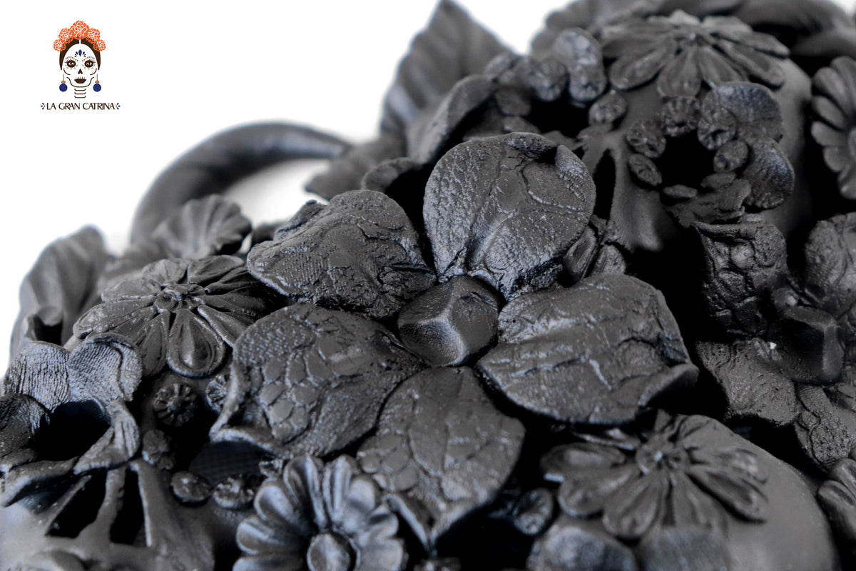 Skulls Blacks with Flowers I - 7.8 in. Brenda Capula