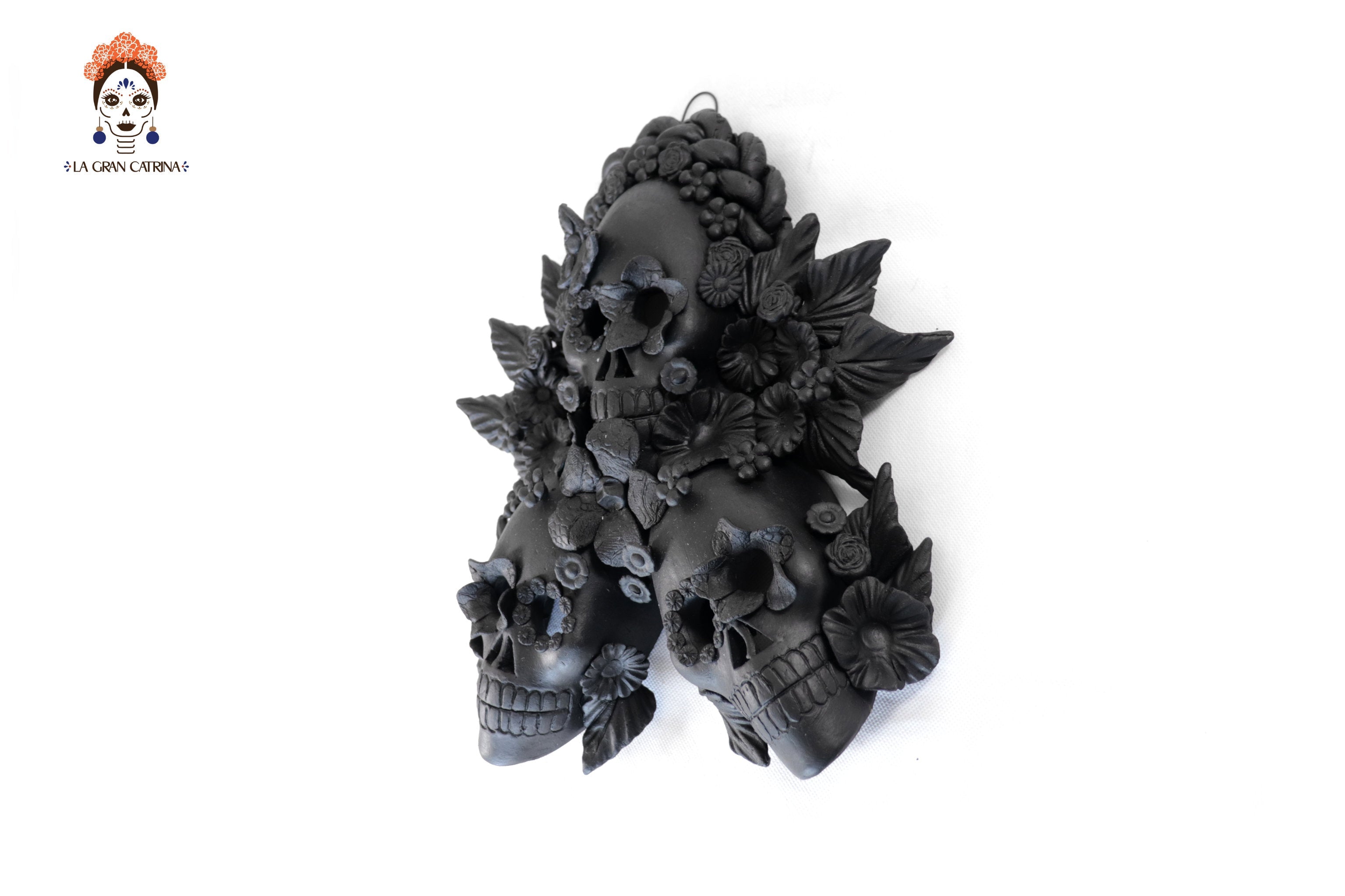 Skulls Blacks with Flowers - 9.4 in. Brenda Capula