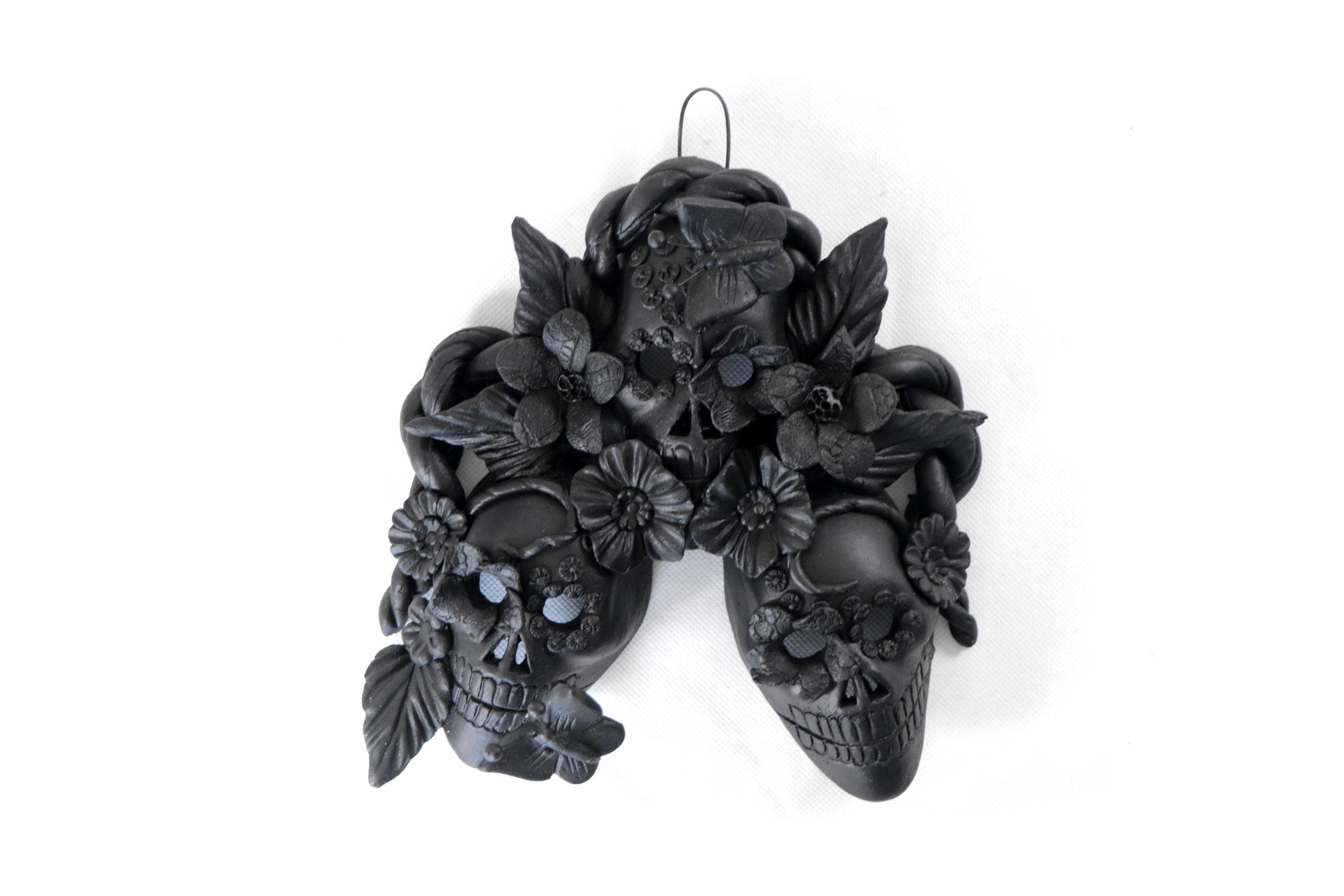 Skulls Blacks with Flowers II - 7.8 in. Brenda Capula