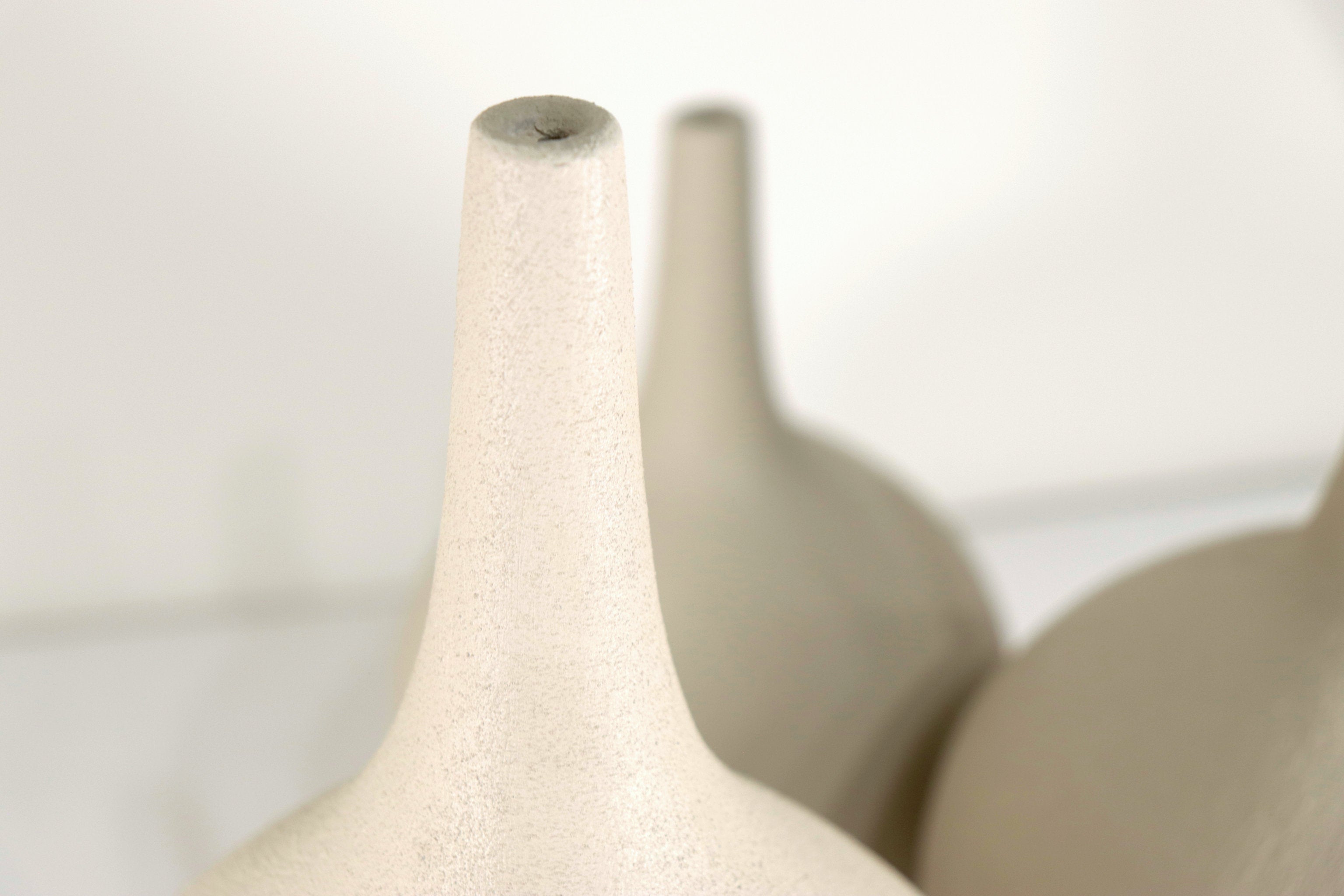 Set of contemporary decorative vases - Long Mouth Tonala
