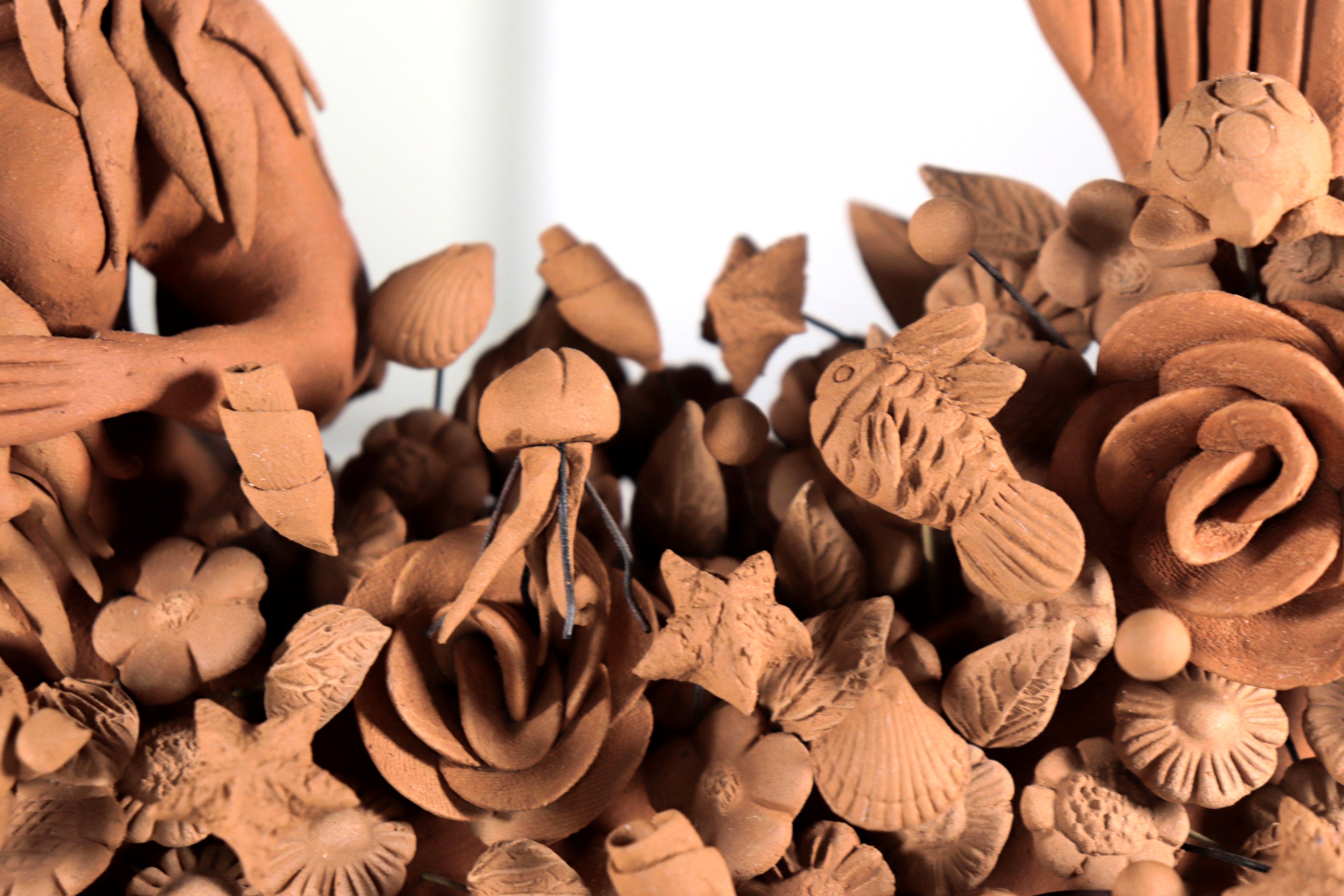 La Tlanchana of natural clay - 11.8 in. Cecilio