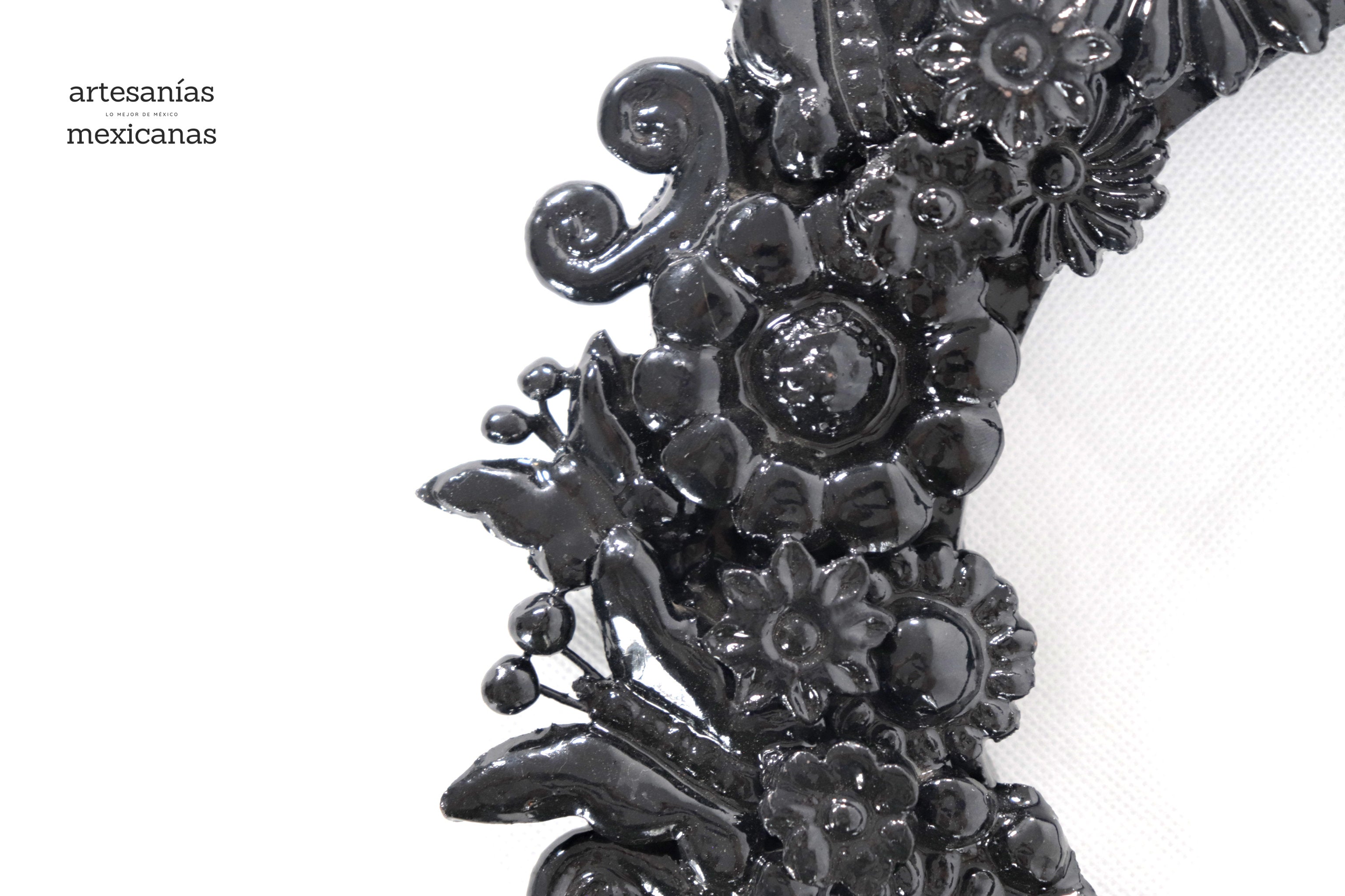 Crown black - Glazed Clay - 13 in. Tereri