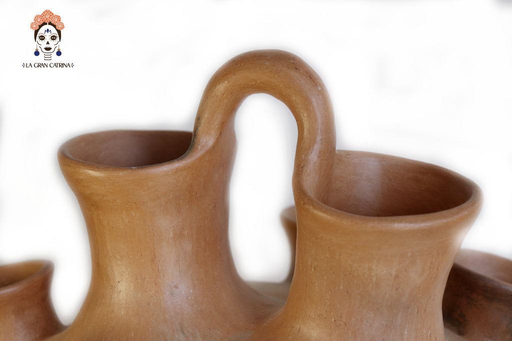 Vessel Ancestral Mixe of 10 openings - 20.8 in. Silvia Mixe