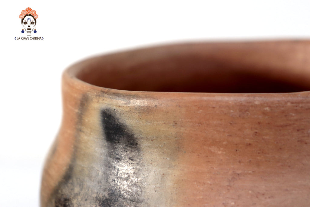 Vessel Ancestral Mixe of 3 legs - 5.9 in. Silvia Mixe
