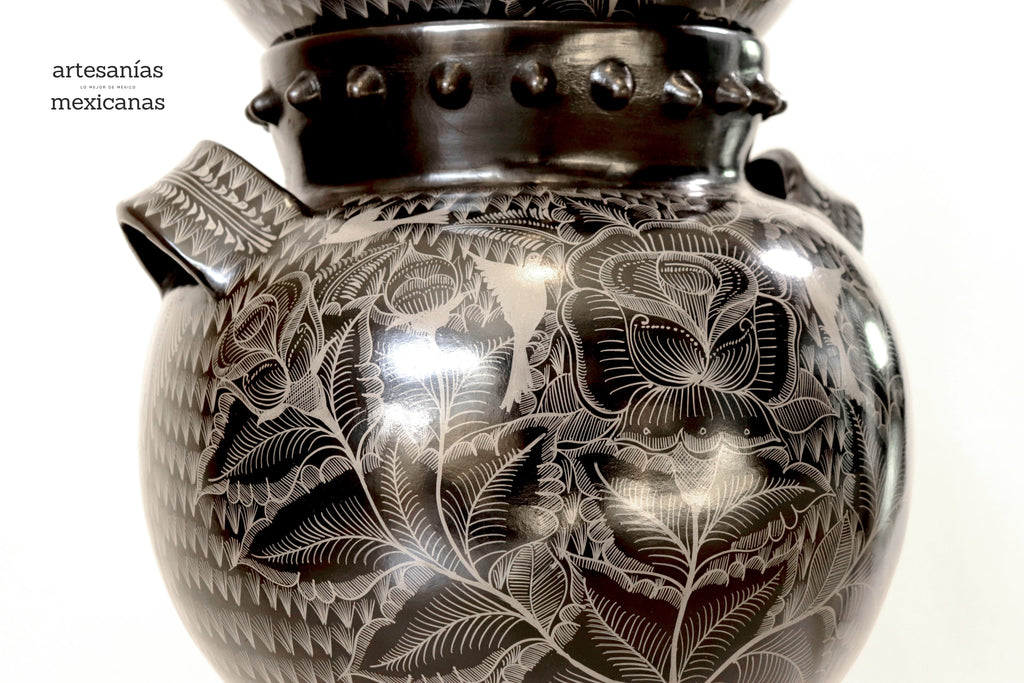 Torre of Pots - Cerámica handcrafted of Huancito - 67.5 in. Huancito