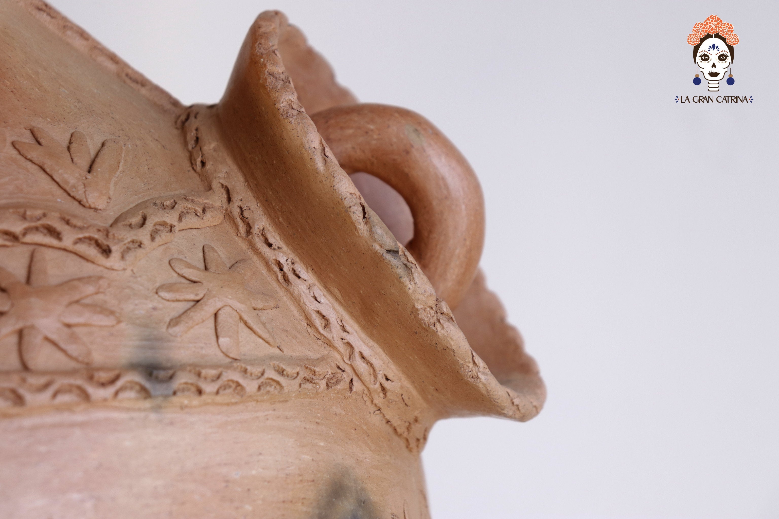 Vessel Mixe Tlahui Huipil of Natural Clay - 23.6 in. Silvia Mixe