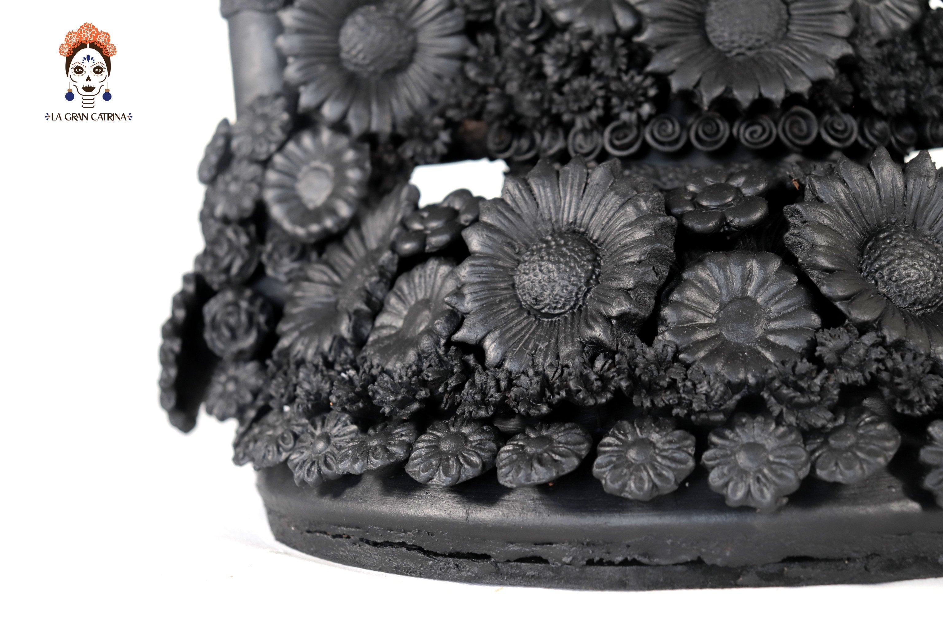 Candleholder Tallr Skull Floral Black Clay - 24.4 in. - Made to Order Manuel Avalos