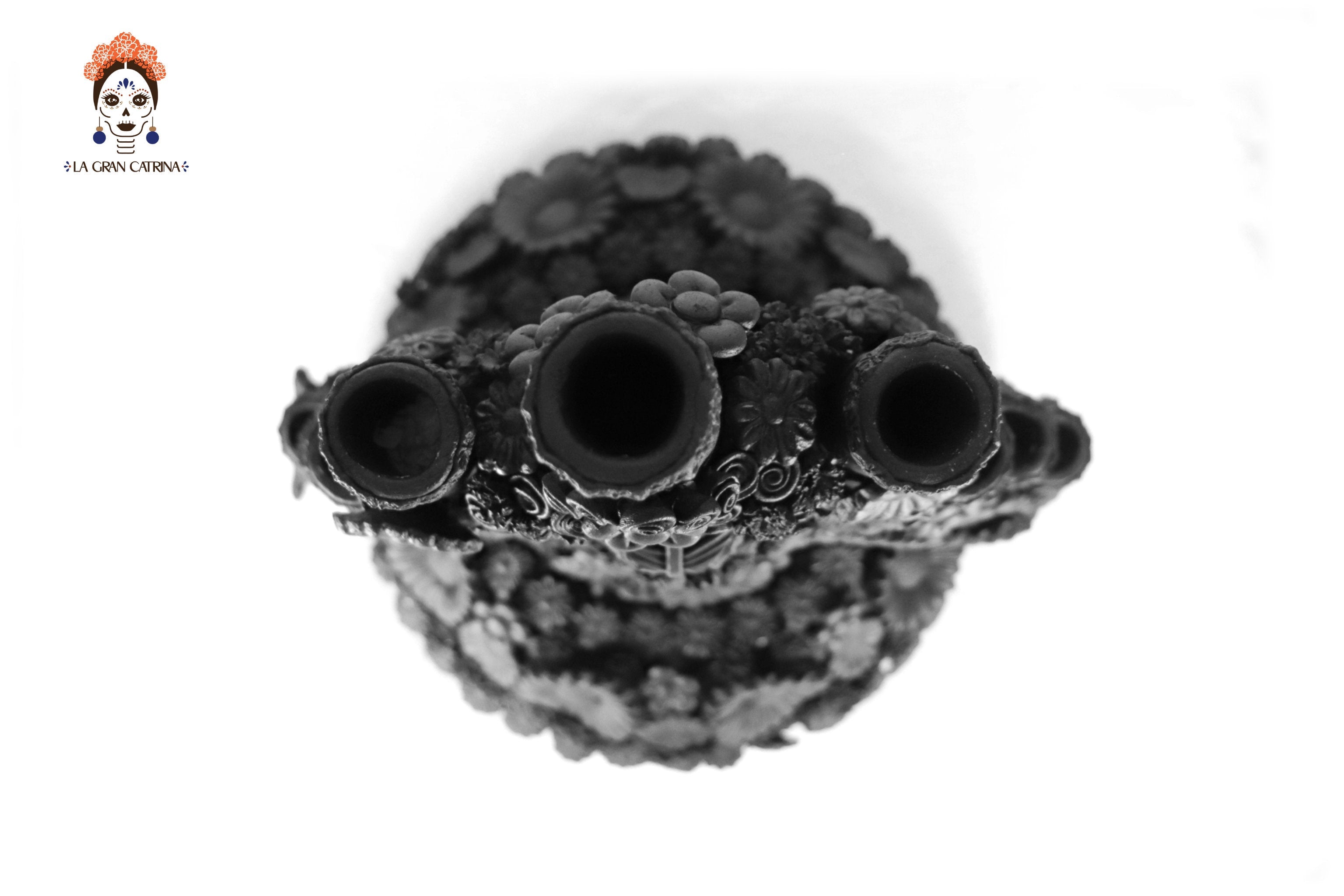 Candleholder Tallr Skull Floral Black Clay - 24.4 in. - Made to Order Manuel Avalos