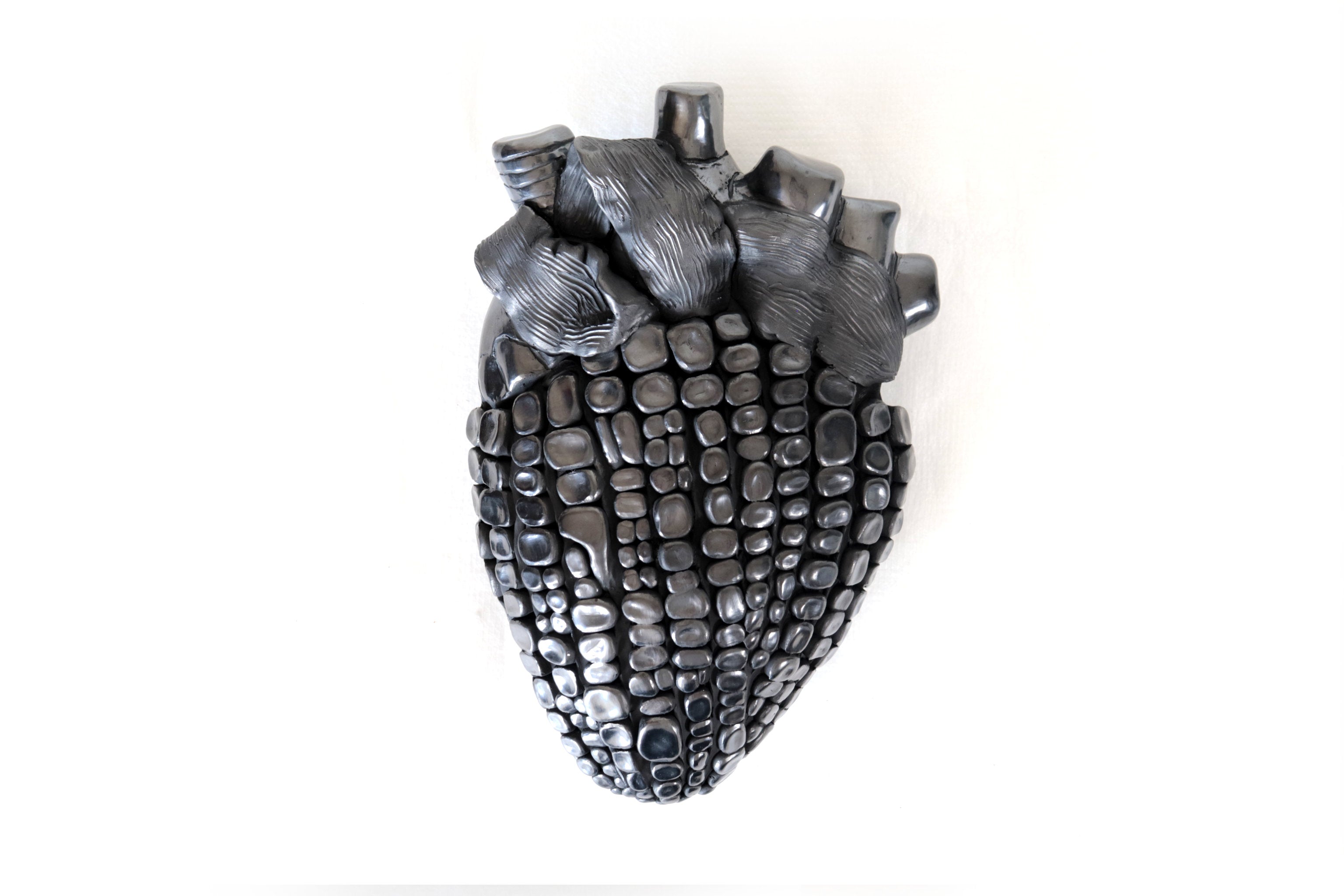 Heart of San Bartolo Black Clay 11.8 in. Tierra Lumbre