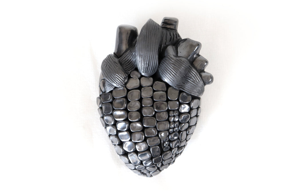 Corn Heart Model 2 - San Bartolo Black Clay 7.8 in. - in. Production Tierra Lumbre