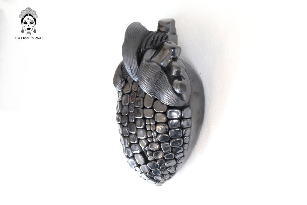 Corn Heart Model 2 - San Bartolo Black Clay 7.8 in. - in. Production Tierra Lumbre