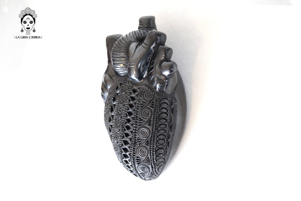 Corn Heart Model 3 - San Bartolo Black Clay 7.8 in. - in. Production Tierra Lumbre