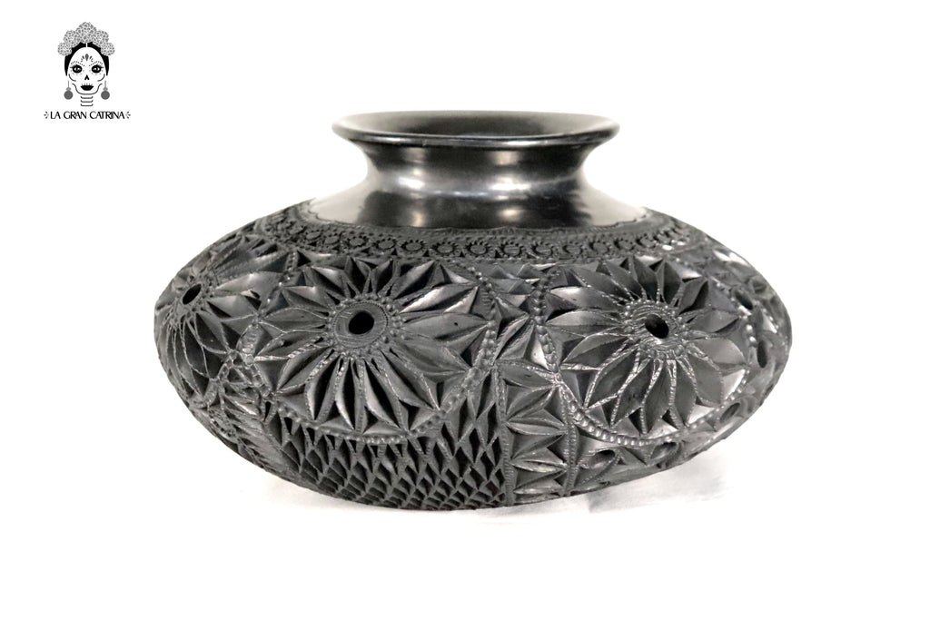 Black Clay Nigua Vase 11.8 in. Tere Oax