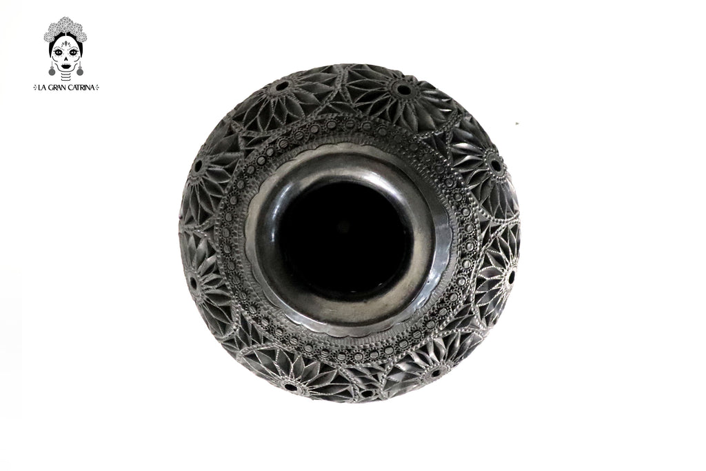 Black Clay Nigua Vase 11.8 in. Tere Oax